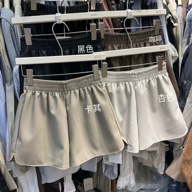 （出清價）優質柔軟洗衣皮質*縮腰皮短褲