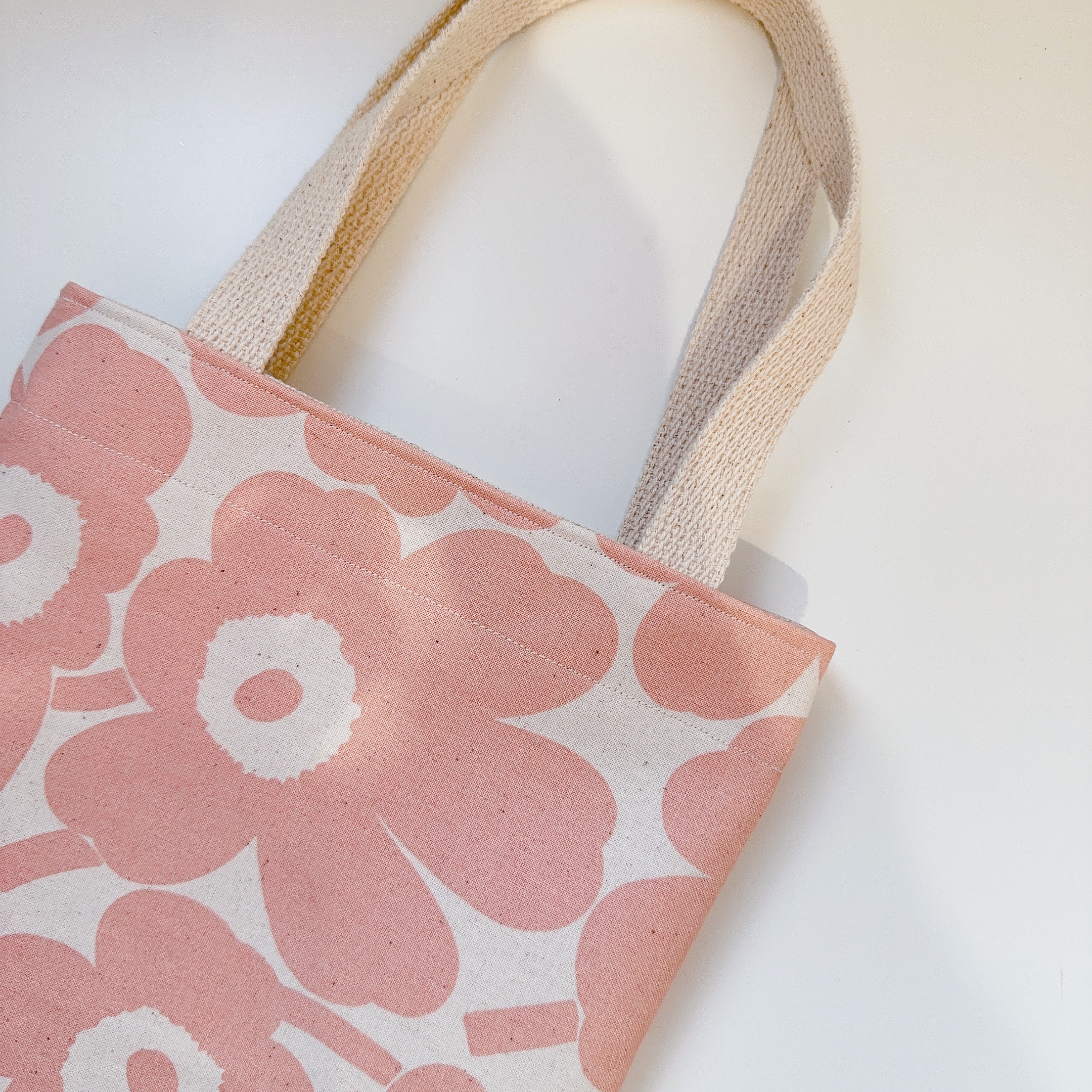 手袋_marimekko粉花