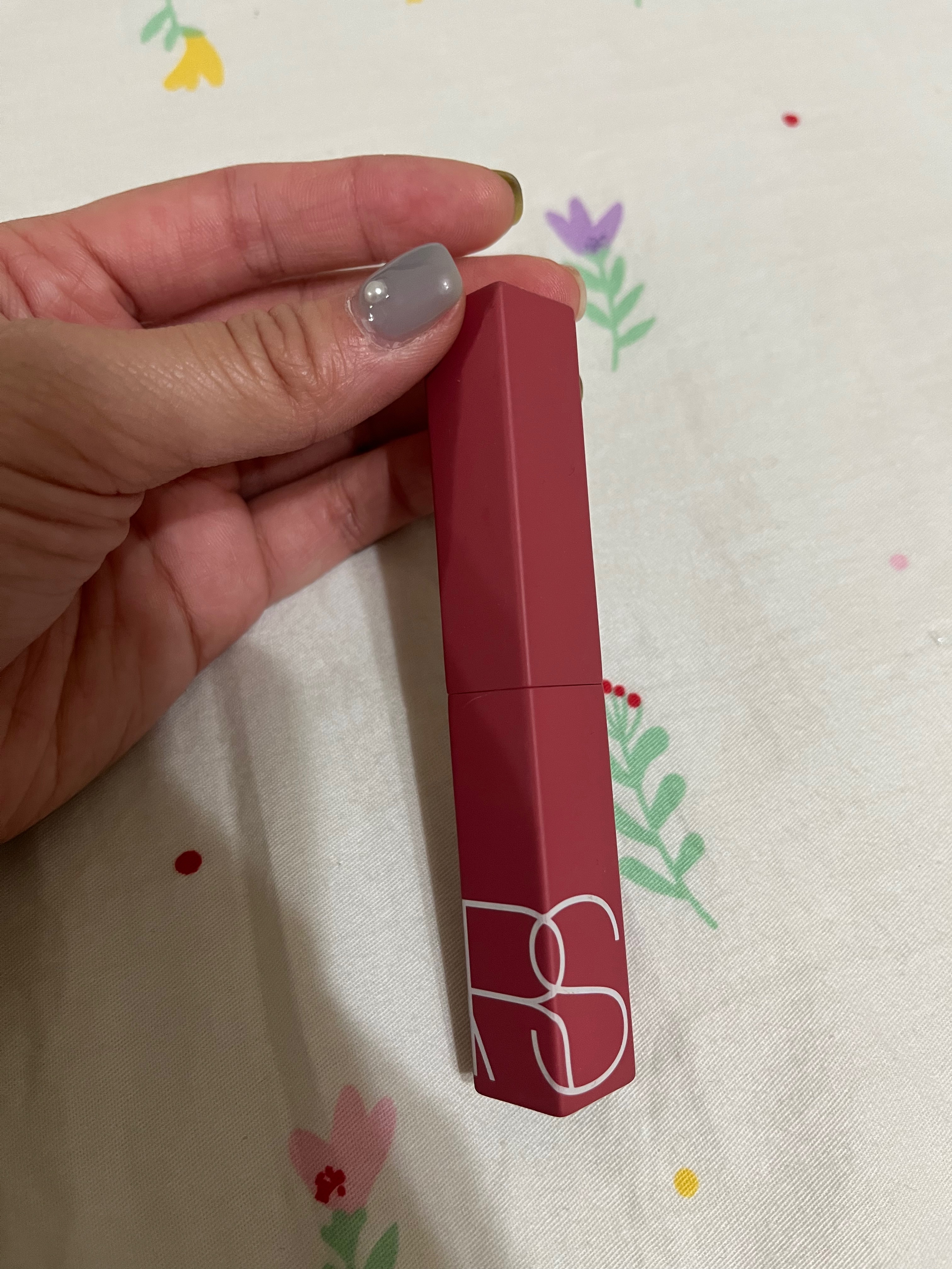 Nars 絲柔特霧持色唇膏 American woman