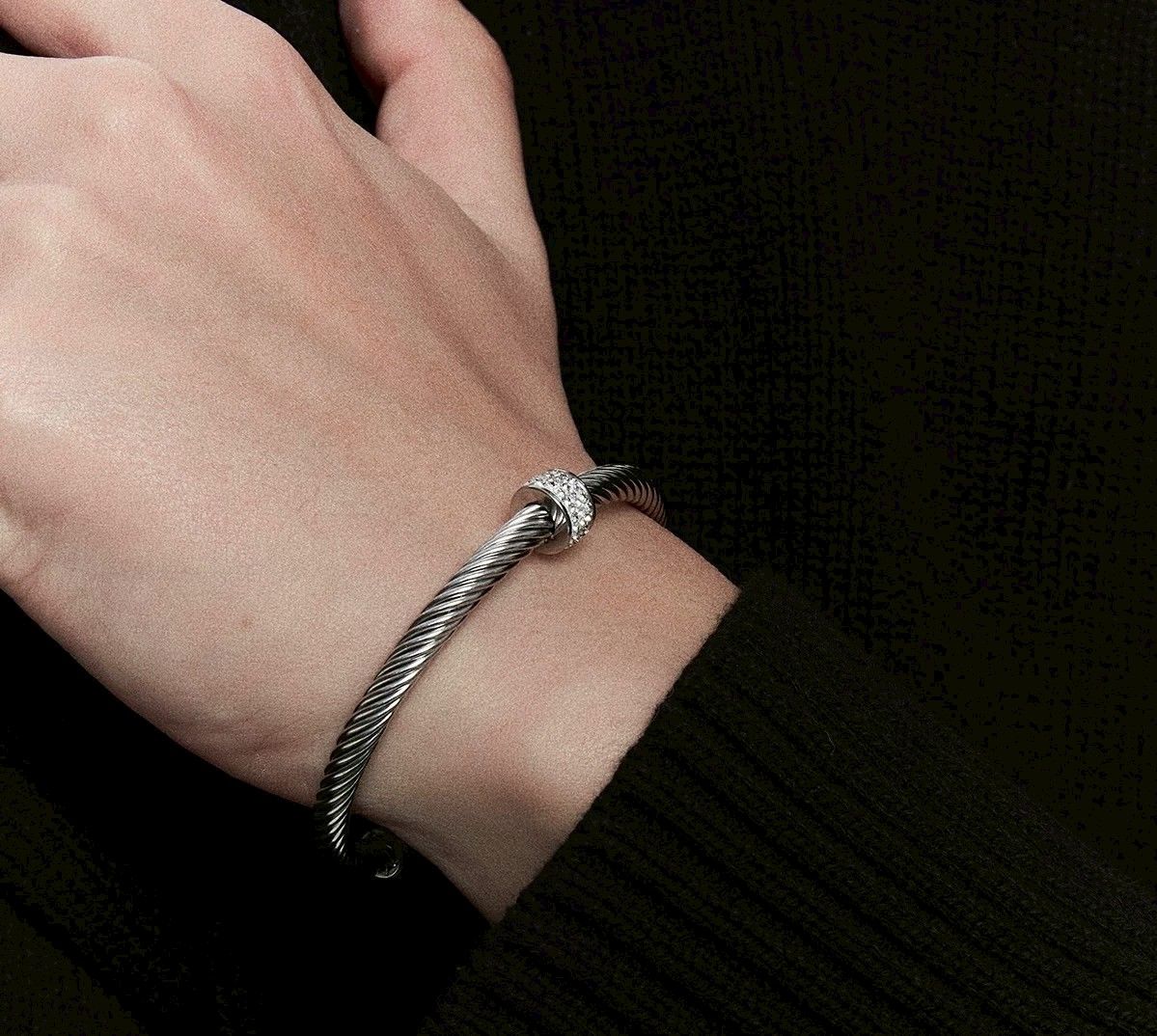 簡約麻花帶鑽手環