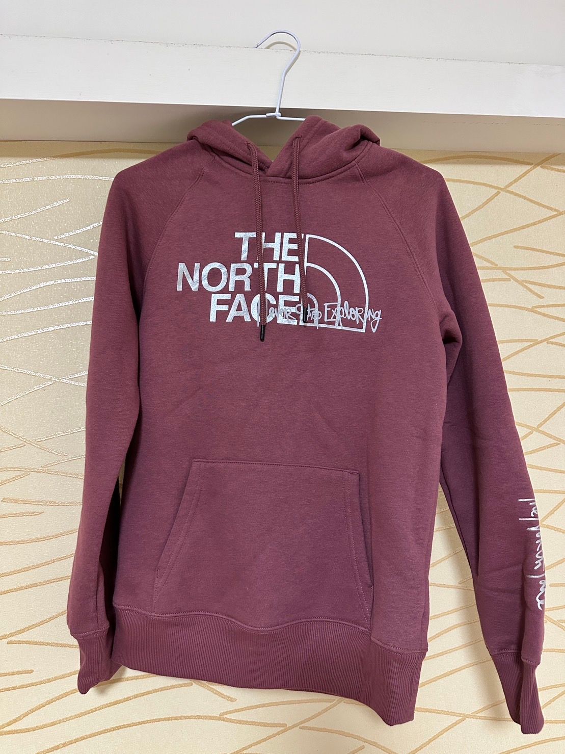 （全新）THE NORTH FACE 草寫帽T 北臉 北面 TNF