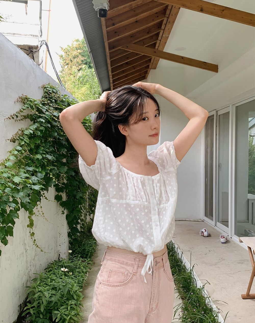 立體感雕花透膚襯衫 blouse 2色 （ 自製設計款 ） 短袖 上衣 下擺抽繩 下綁帶