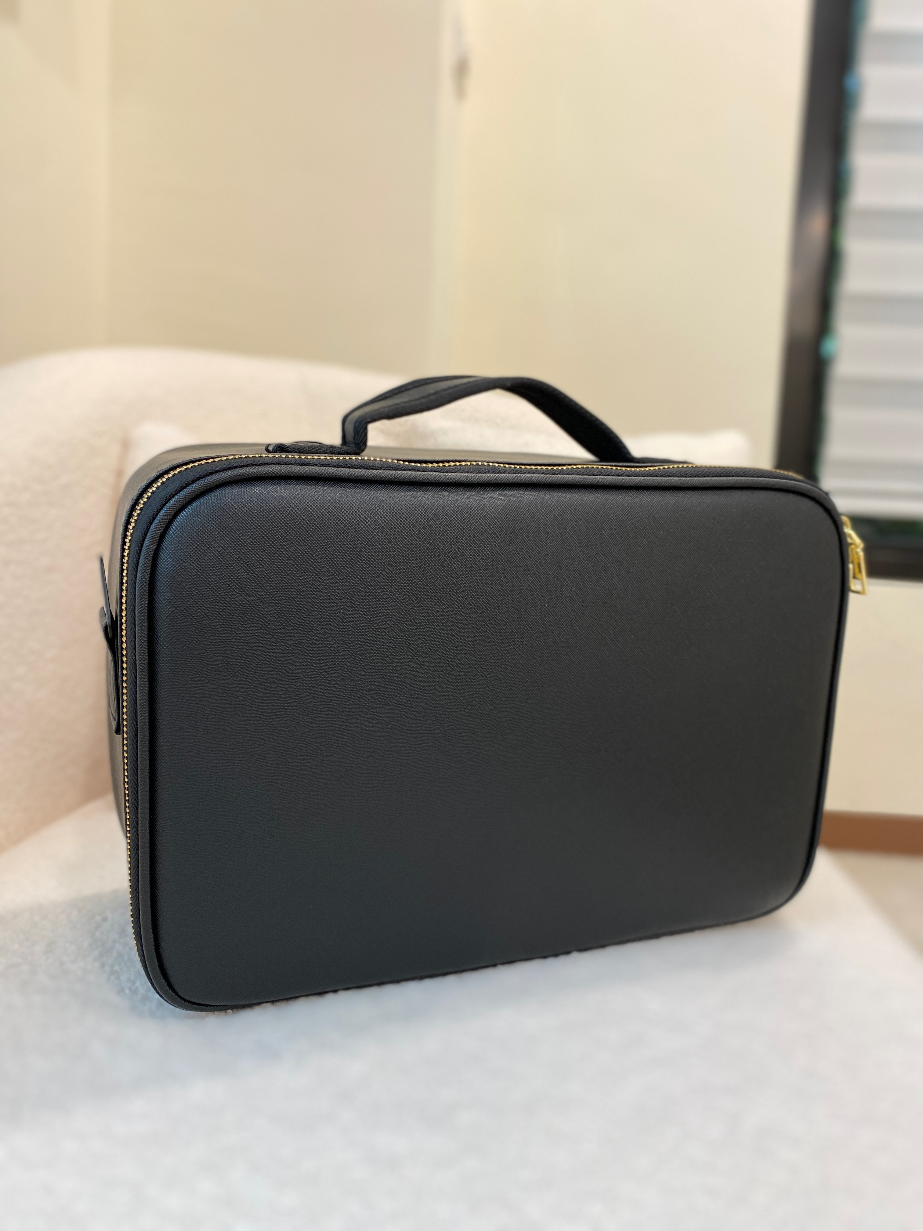 實用彩妝工具箱