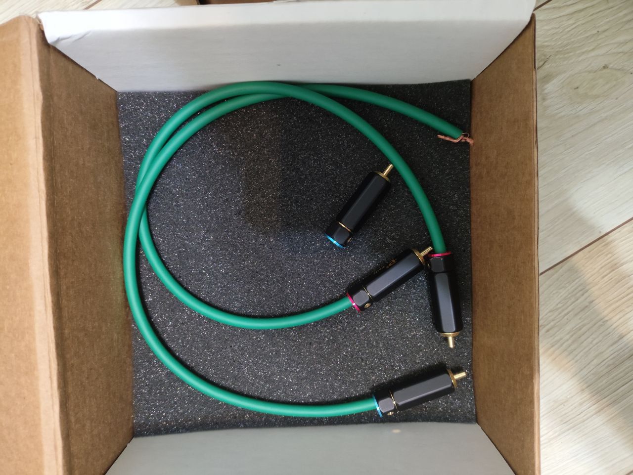 mogami 2549 線基0.5m +自索式rca頭 + yu audio 無氧銅 rca 0.5m