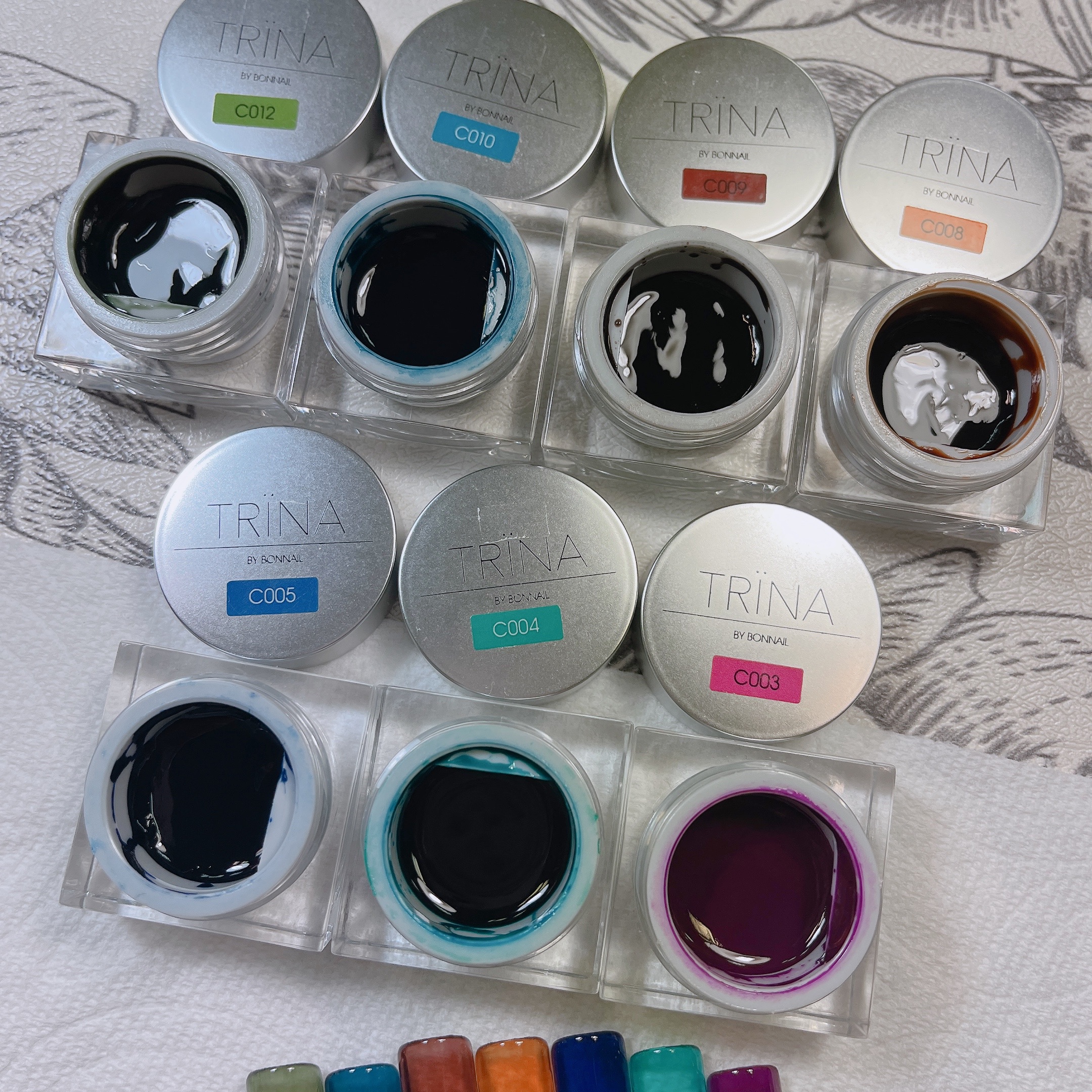 二手日本TRINA 18色 色膠 一起販售