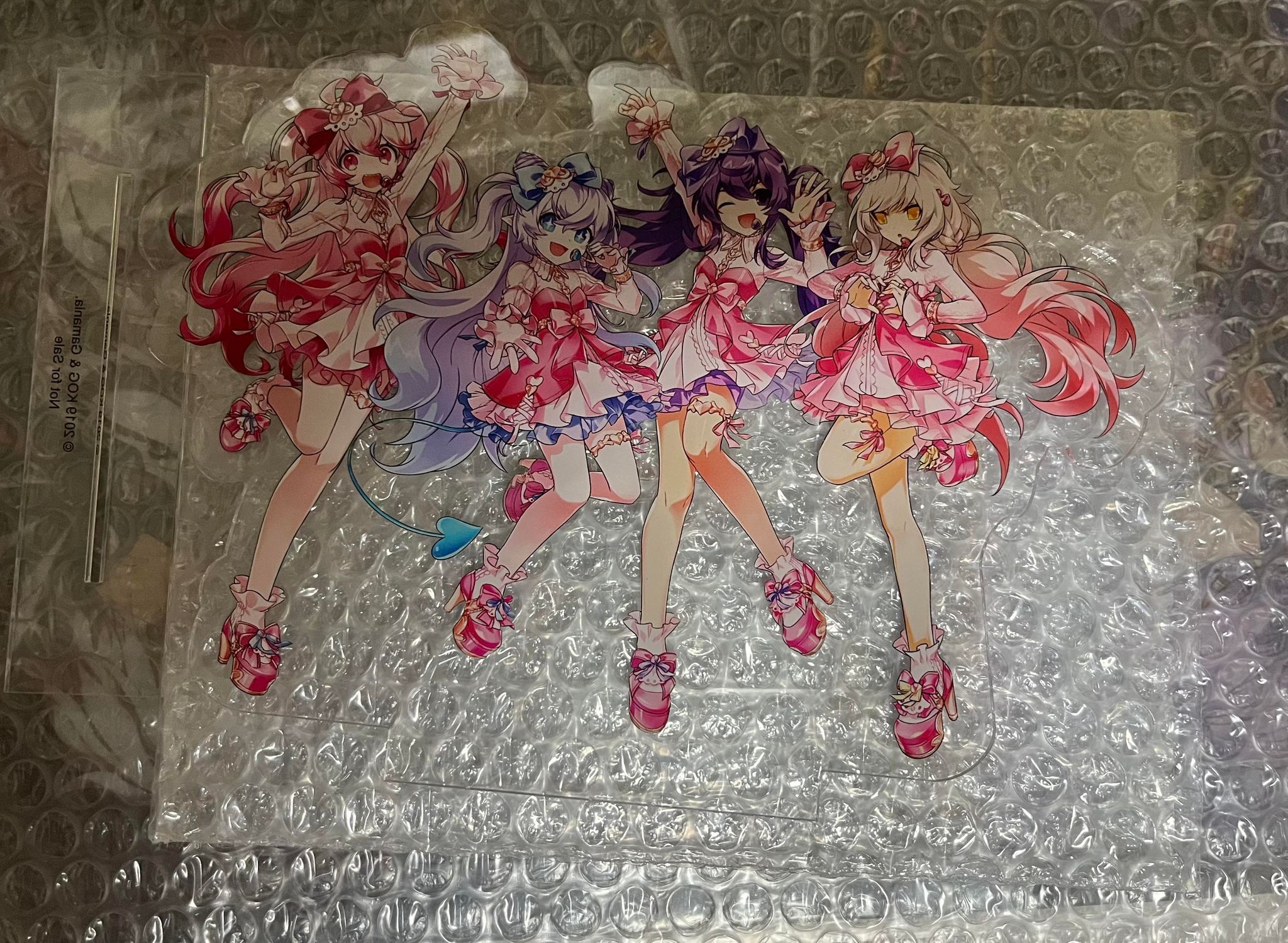 MEGACAKE團體立牌