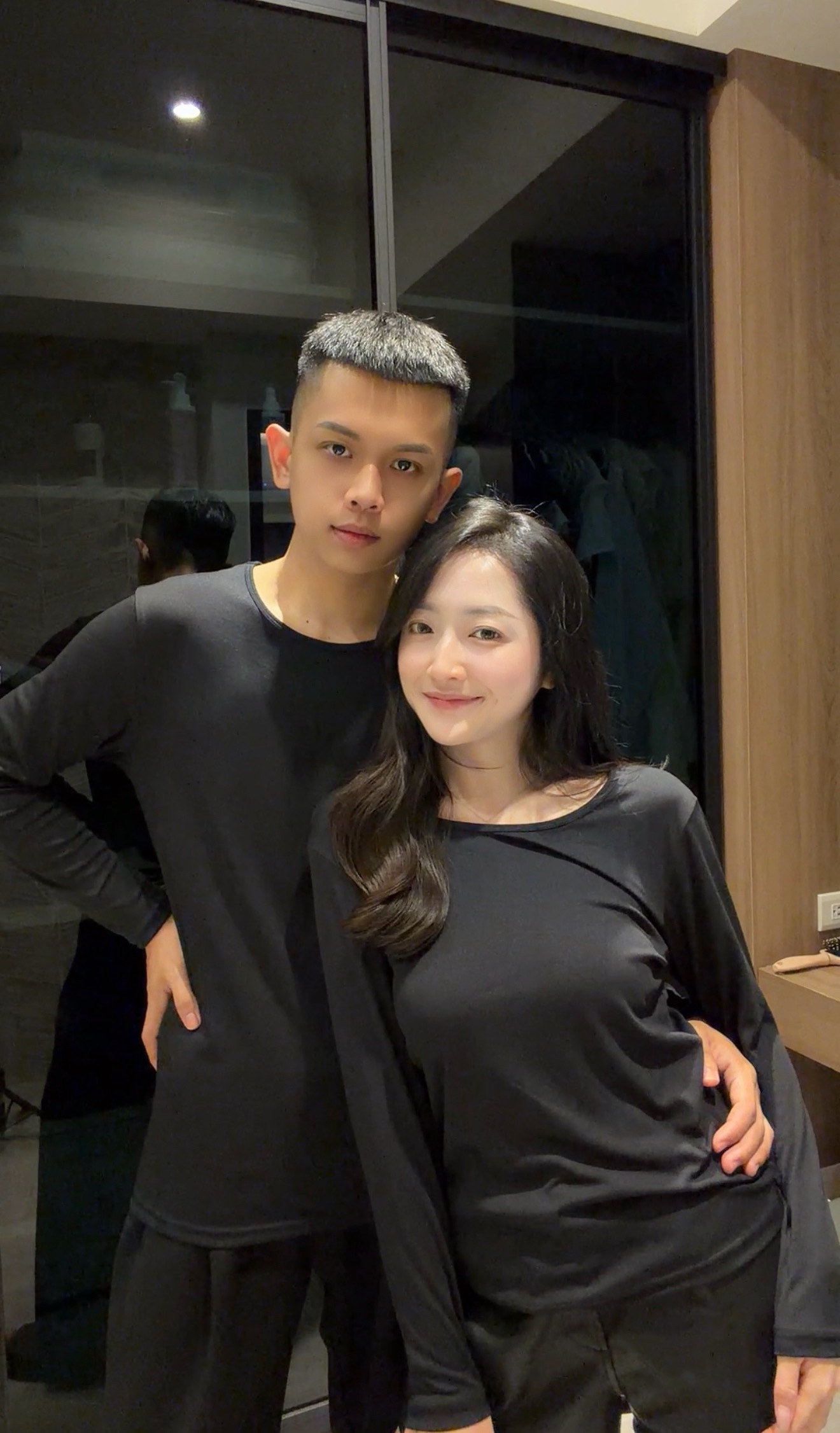 MIT石墨烯發熱衣【現貨供應】