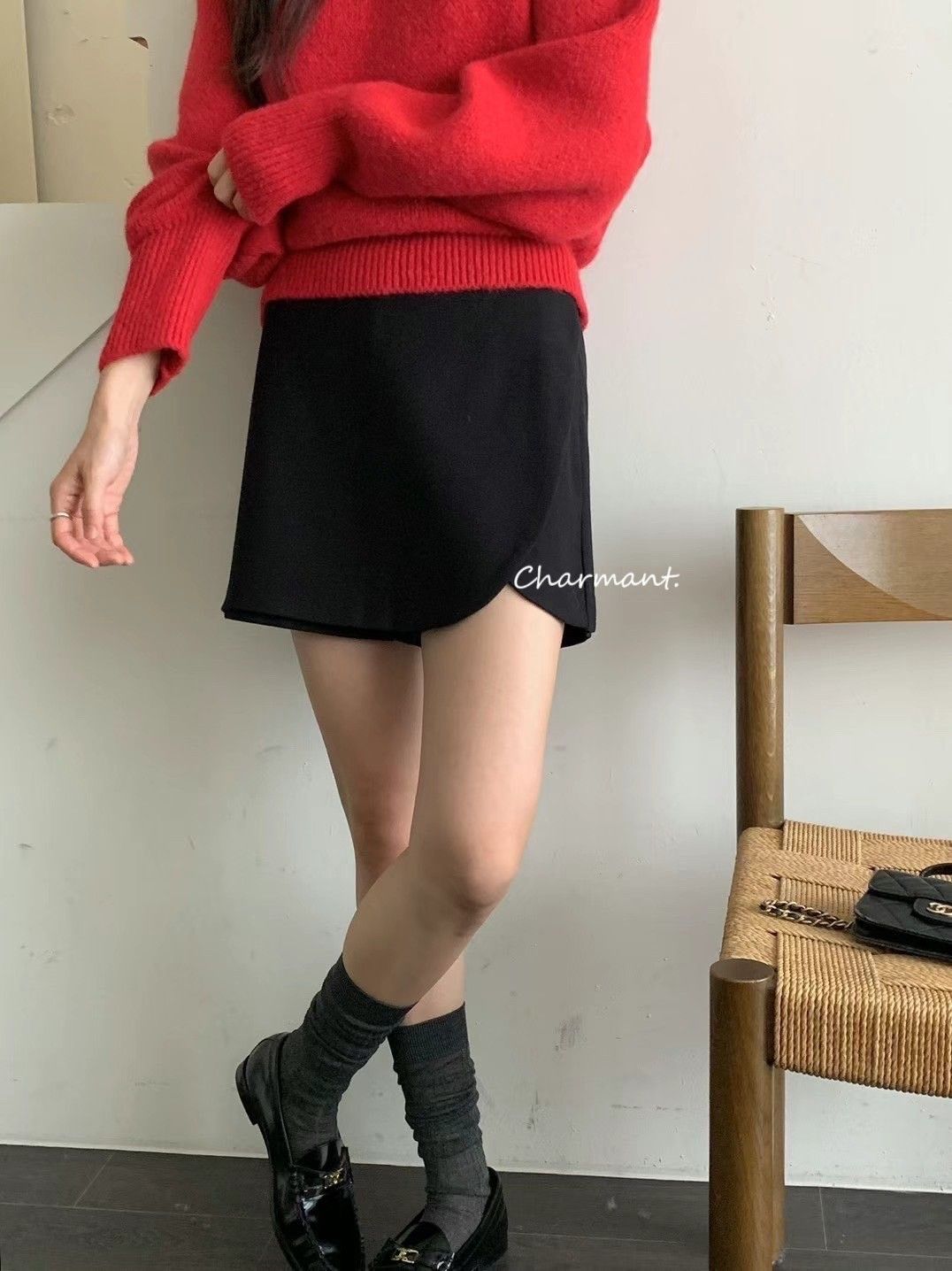 🏷️ V0114 長腿小姊姊褲裙