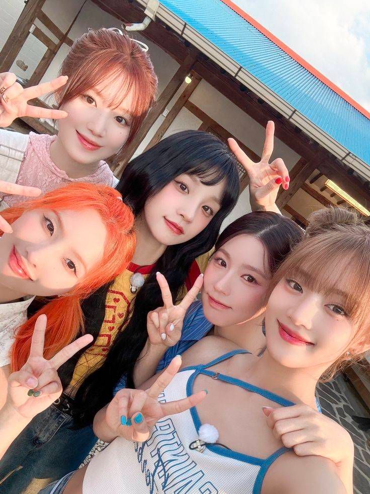 i-dle*