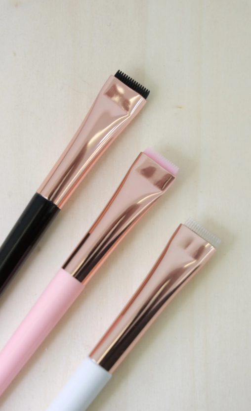 現貨🙌🏻長手柄束感刷 理毛起來更順手