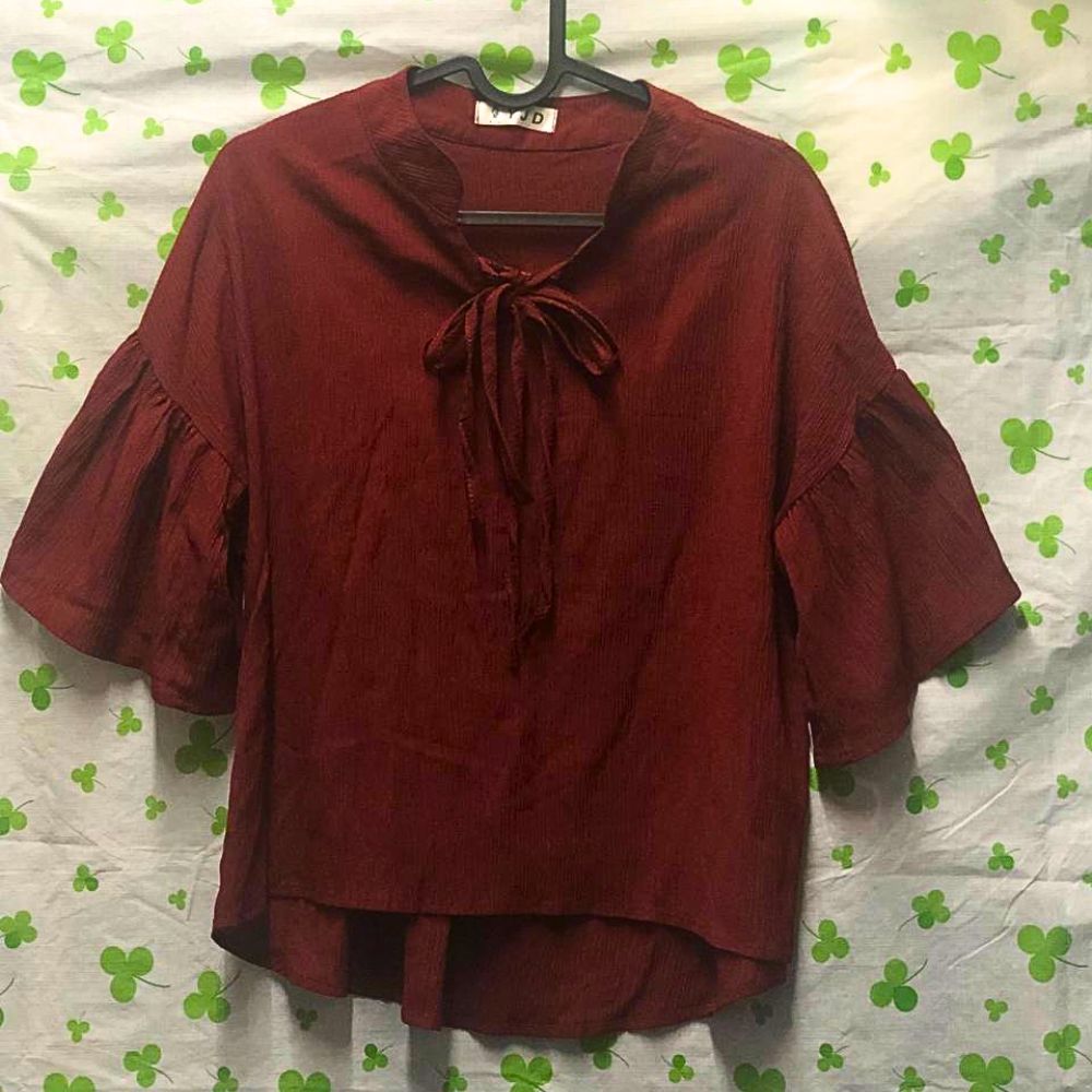 ♛ROSEMAYR♛廠商寄賣- 法式V領荷葉袖上衣