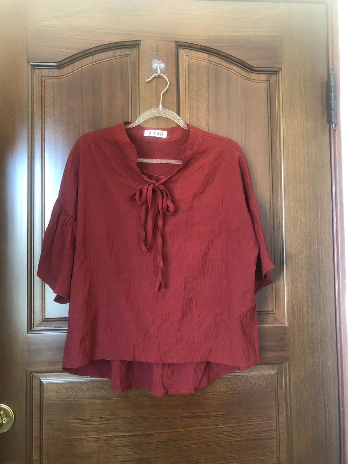 ♛ROSEMAYR♛廠商寄賣- J0133法式V領荷葉袖上衣