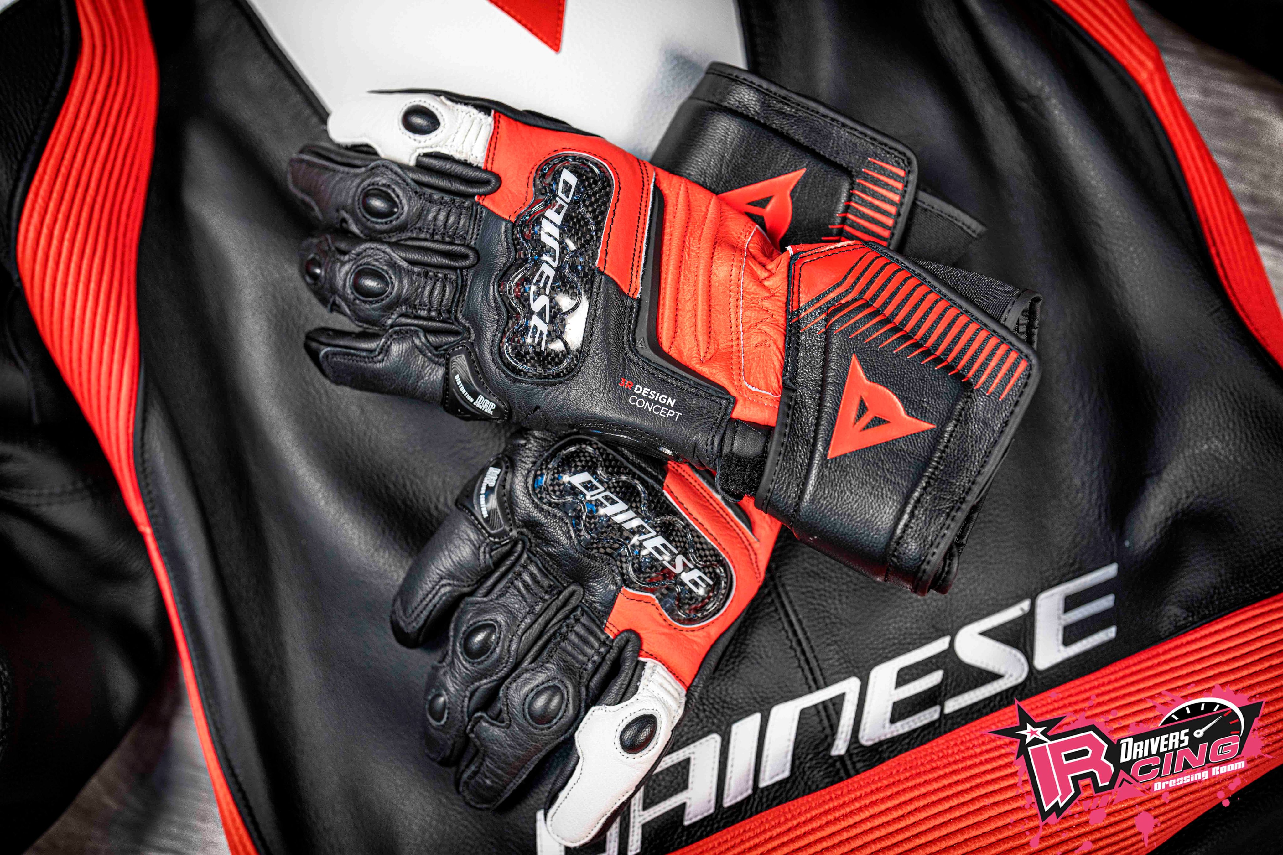 ♚賽車手的試衣間♚ Dainese® Carbon 4 Long 碳纖維 長手套 🔥限時下殺🔥 搶購❗