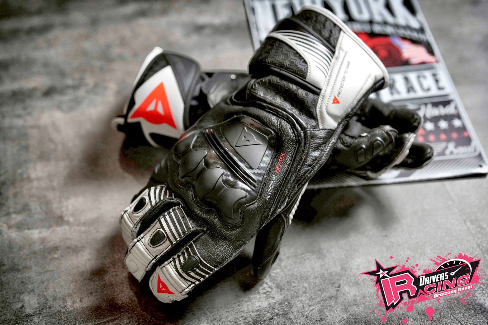 ㊝ 限時優惠 ㊝ ♚賽車手的試衣間♚ Dainese® Fiero Metal 手套 長手套 鋁合金 防摔 防摔手套