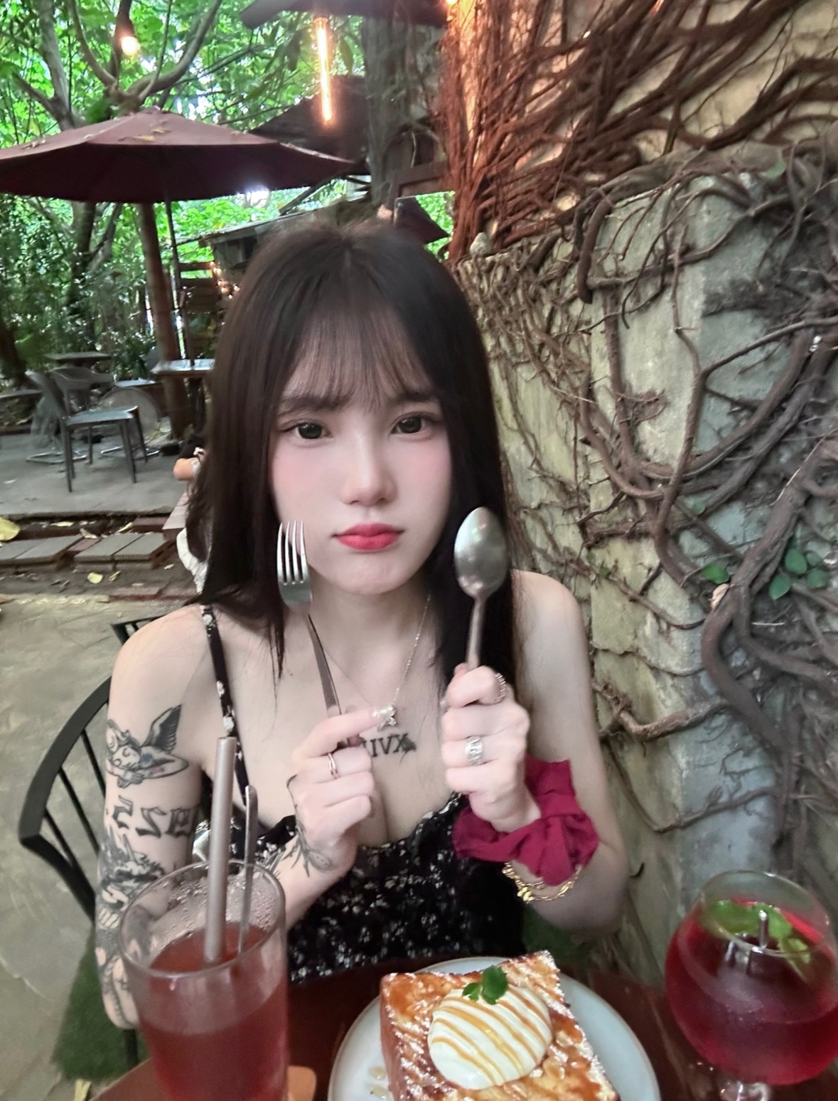 碎花長裙吊帶（點圖片往左滑可看其他人的示意圖）