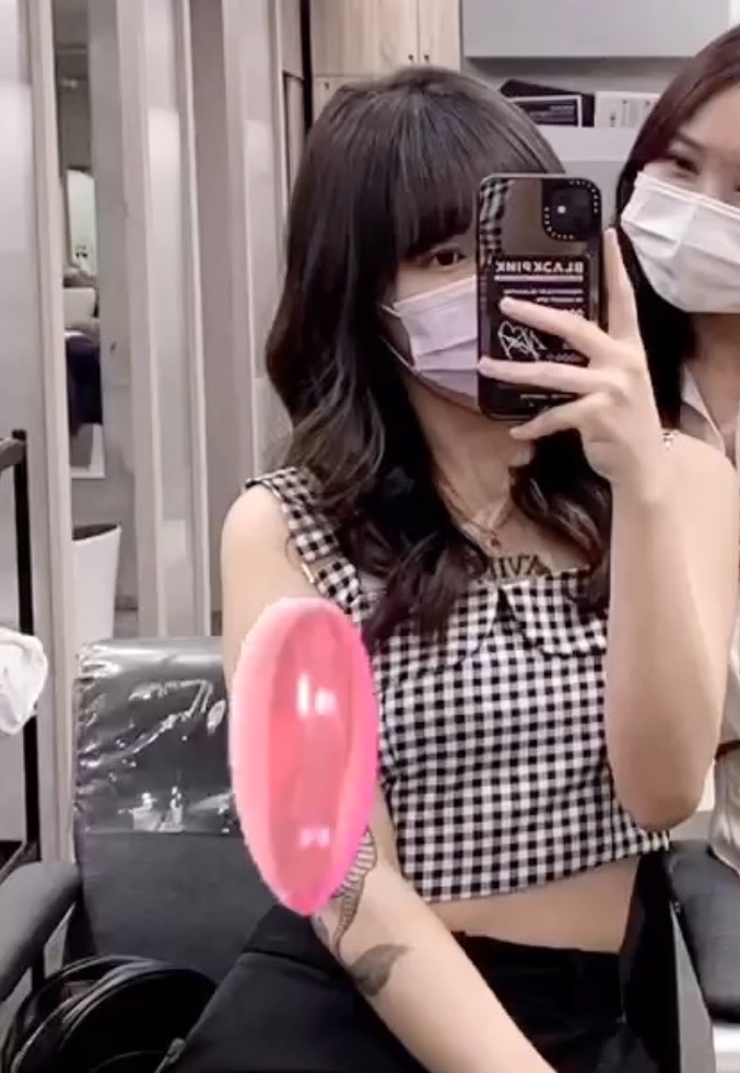 芊芊實拍 格紋背心