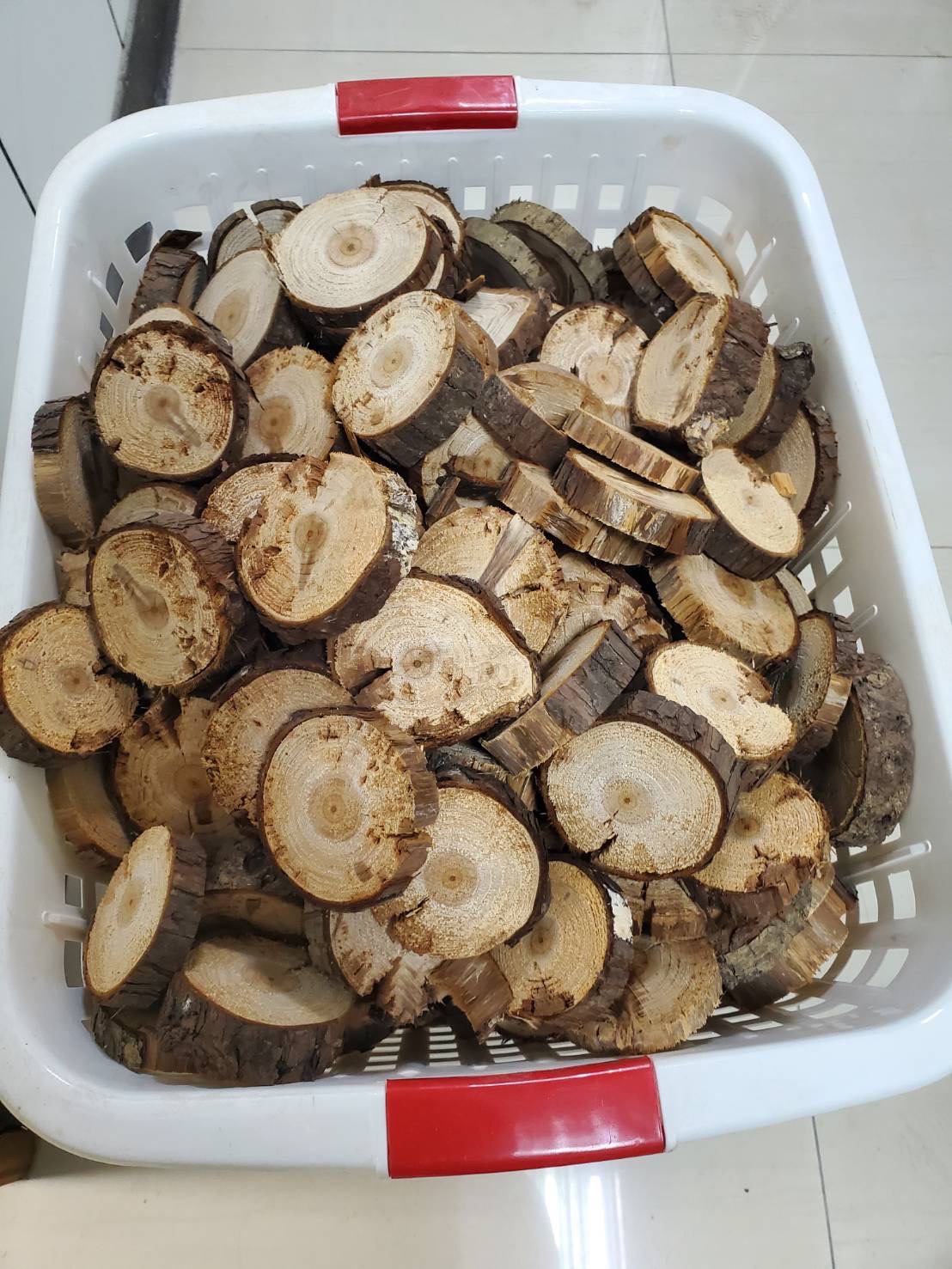 NG杉木片50片以上一個單只能一箱