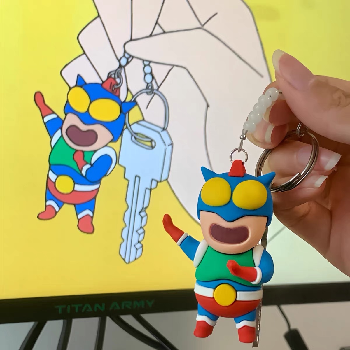 好運嚴選｜蠟筆小新同款動感超人吊飾