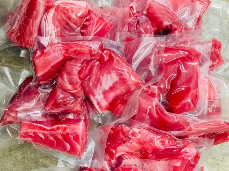 東港鮪魚生魚片邊角料