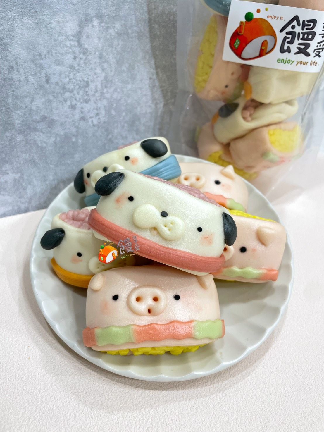 「 狗狗豬豬」鮮奶造銀絲卷 （一袋8入）袋裝300g