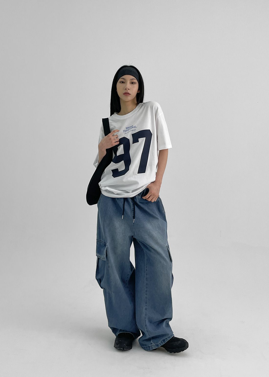 正韓製帥氣寬鬆鬆緊腰工裝褲 pants 2色 （ 自製設計款 ） 長褲 寬管 寬褲 牛仔褲 抽繩