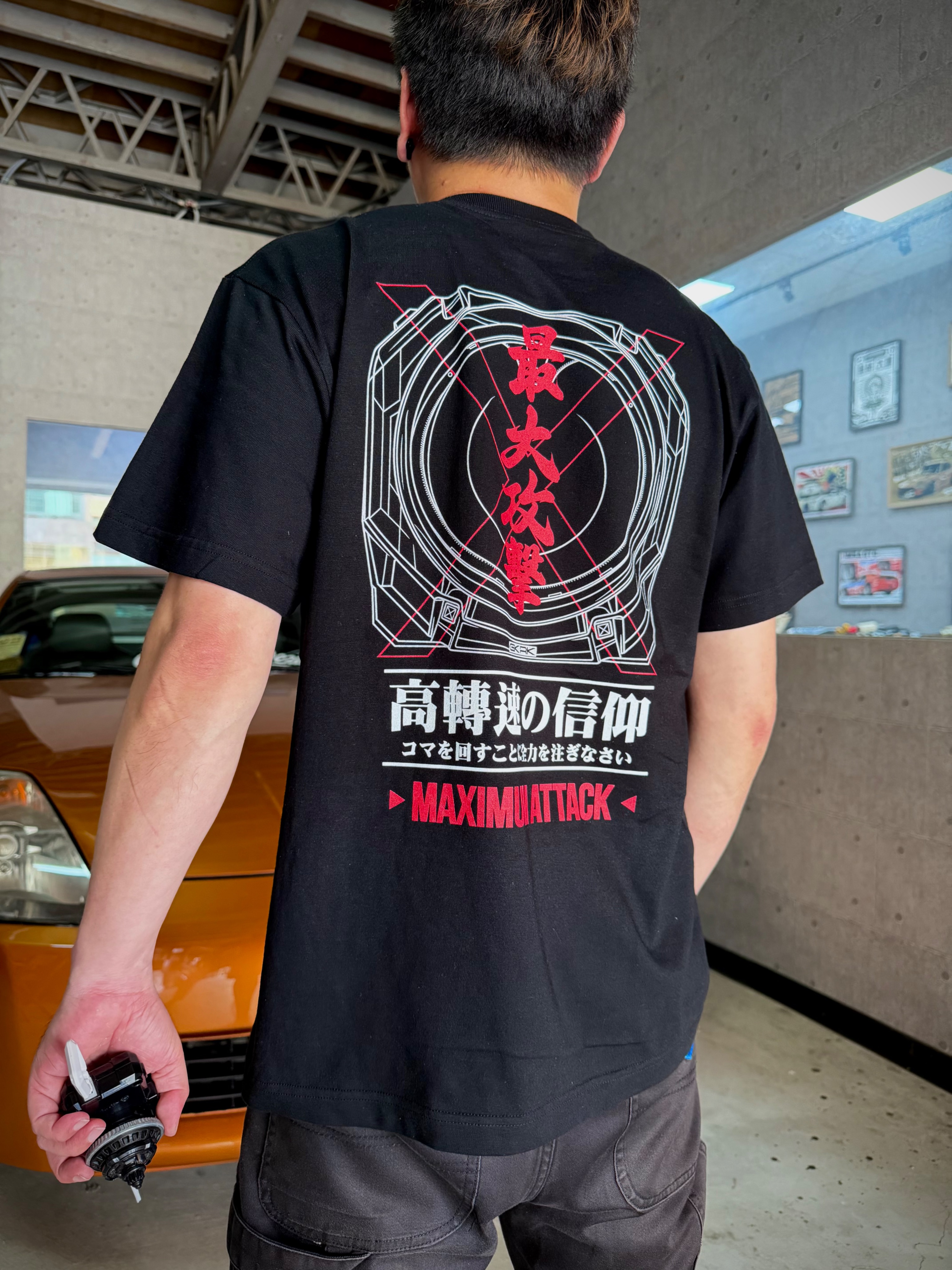 極楽設計高轉速信仰短T