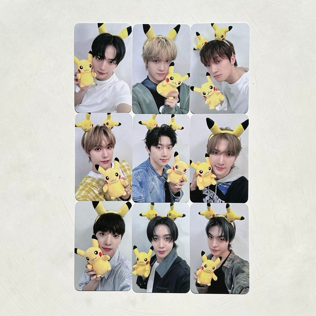 DMM線上-購買三張特典卡會隨機送一張團體照（如圖二）