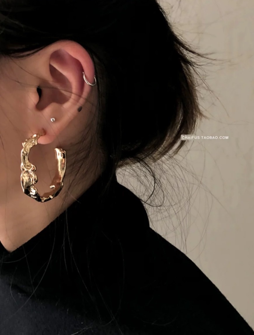 金｜銀復古褶皺C型耳環