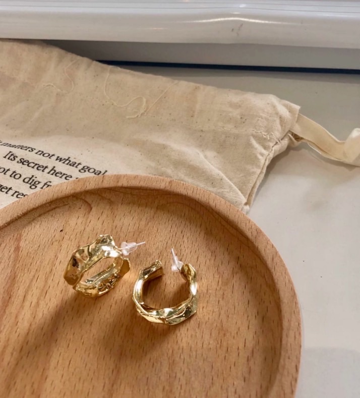 質感金色雲朵耳環