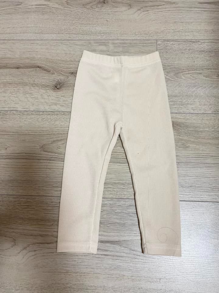 韓國 全新米白色內搭褲無刷毛尺寸XS （80-90）