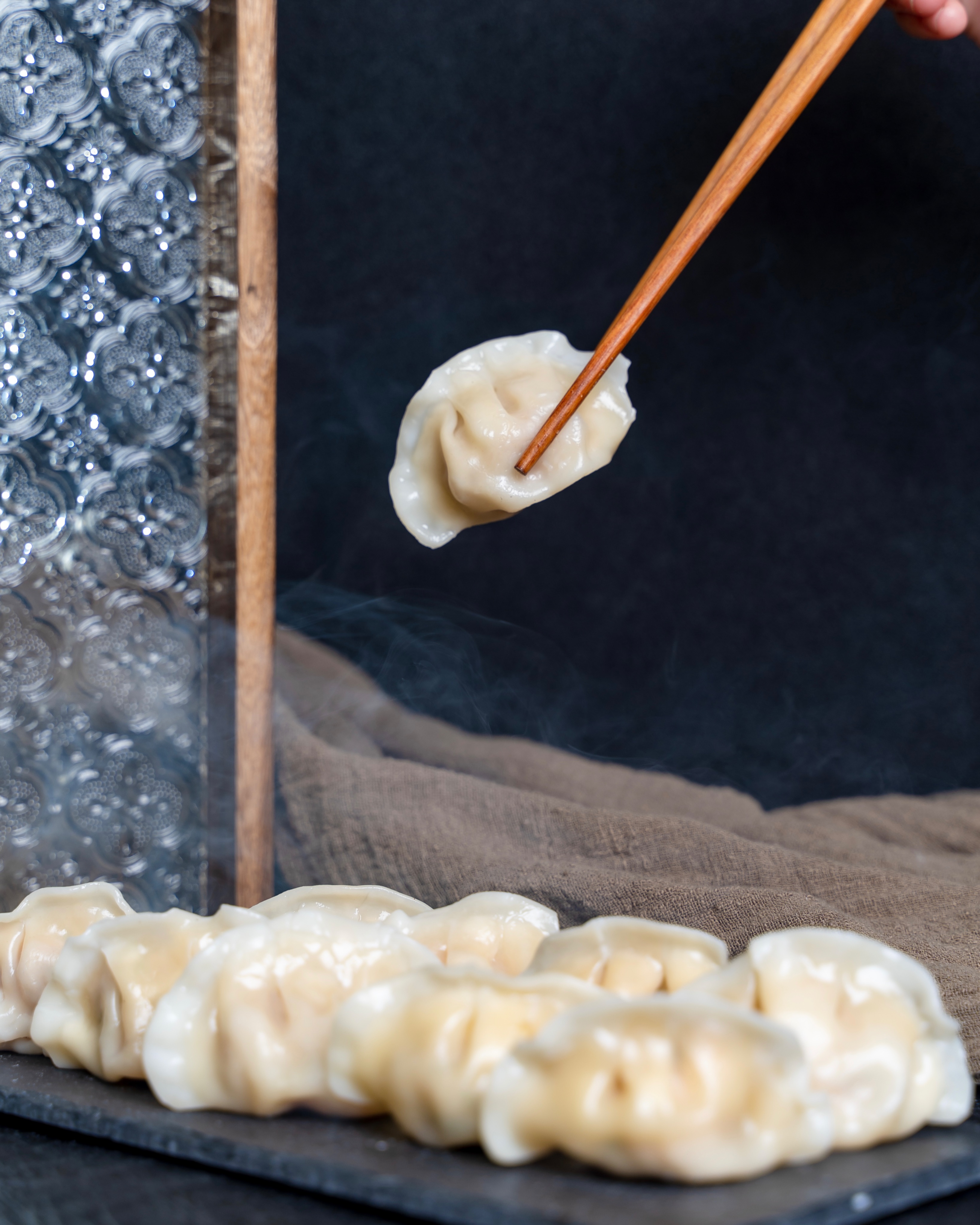 金針菇辣餃子