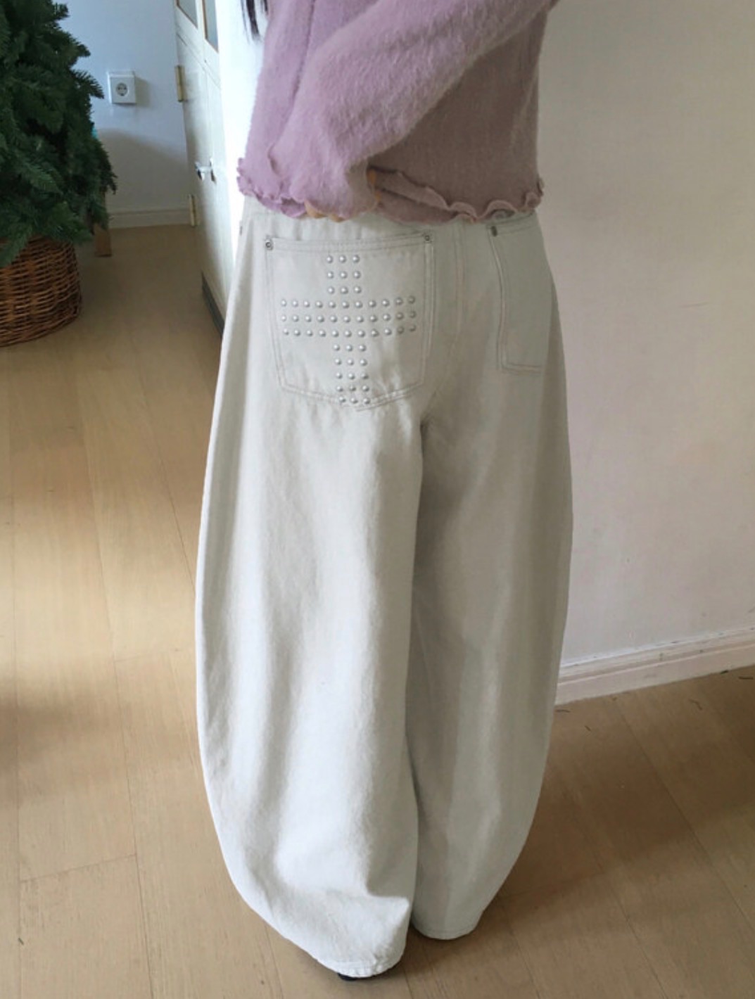 Lazystore🇰🇷後貼鑽十字架牛仔褲