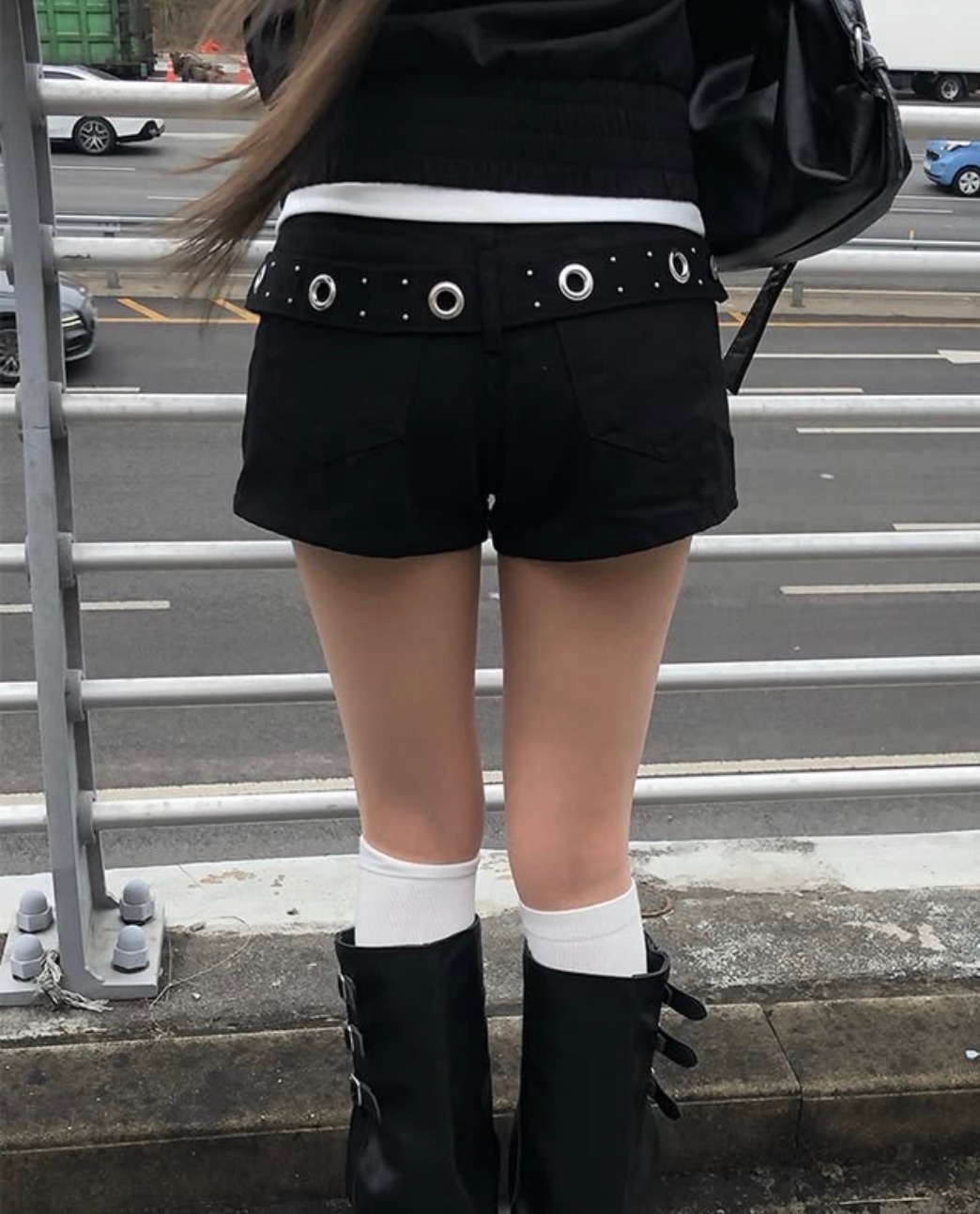 🇰🇷eyelet 後皮帶短褲