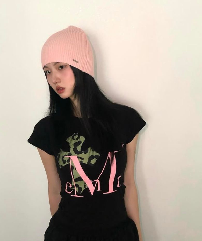 Mucent 사하라 카모 크로스 나그랑 슬림핏 반팔 티 十字架短版上衣