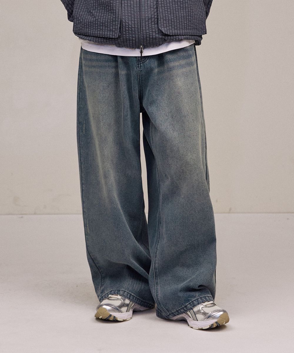 Filluminate 牛仔落地褲 데미지 워시드 데님 팬츠