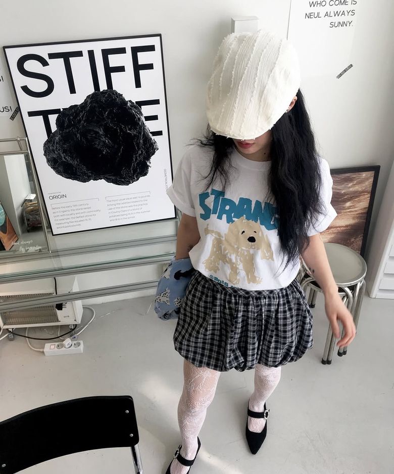 Mahagrid STRANGE PUPPY TEE