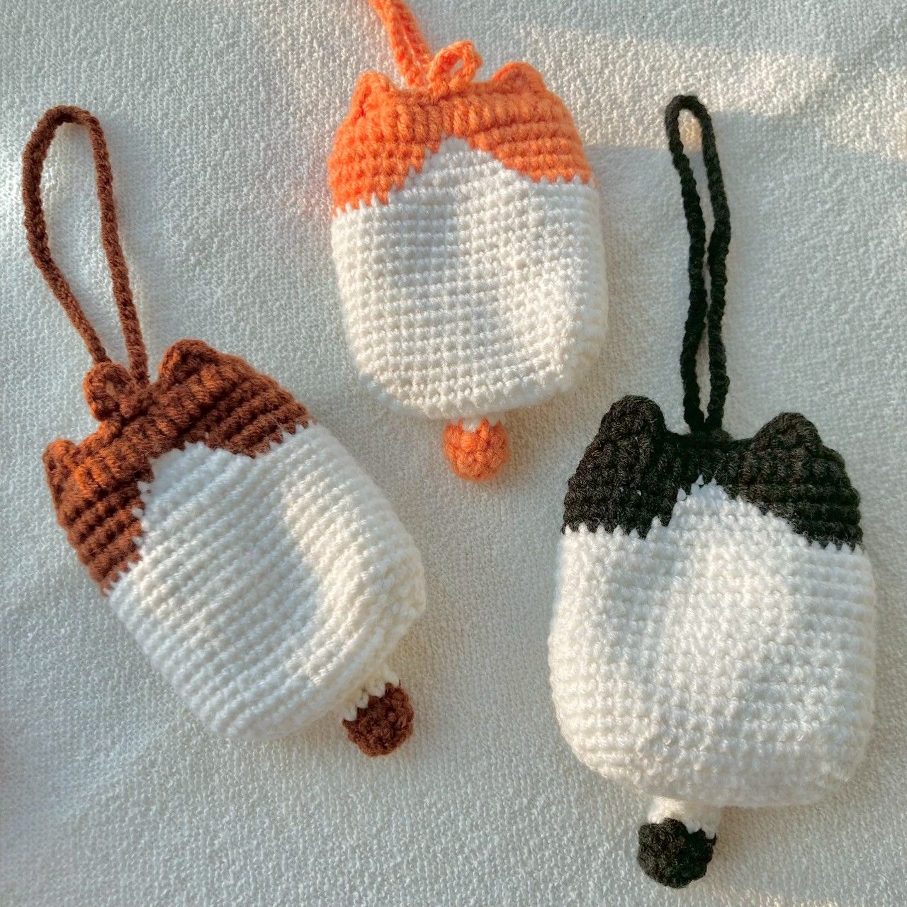 【現貨-針織手作】貓貓耳機包 / 收納包 / AirPods 保護包 / 藍牙耳機 / 吊飾