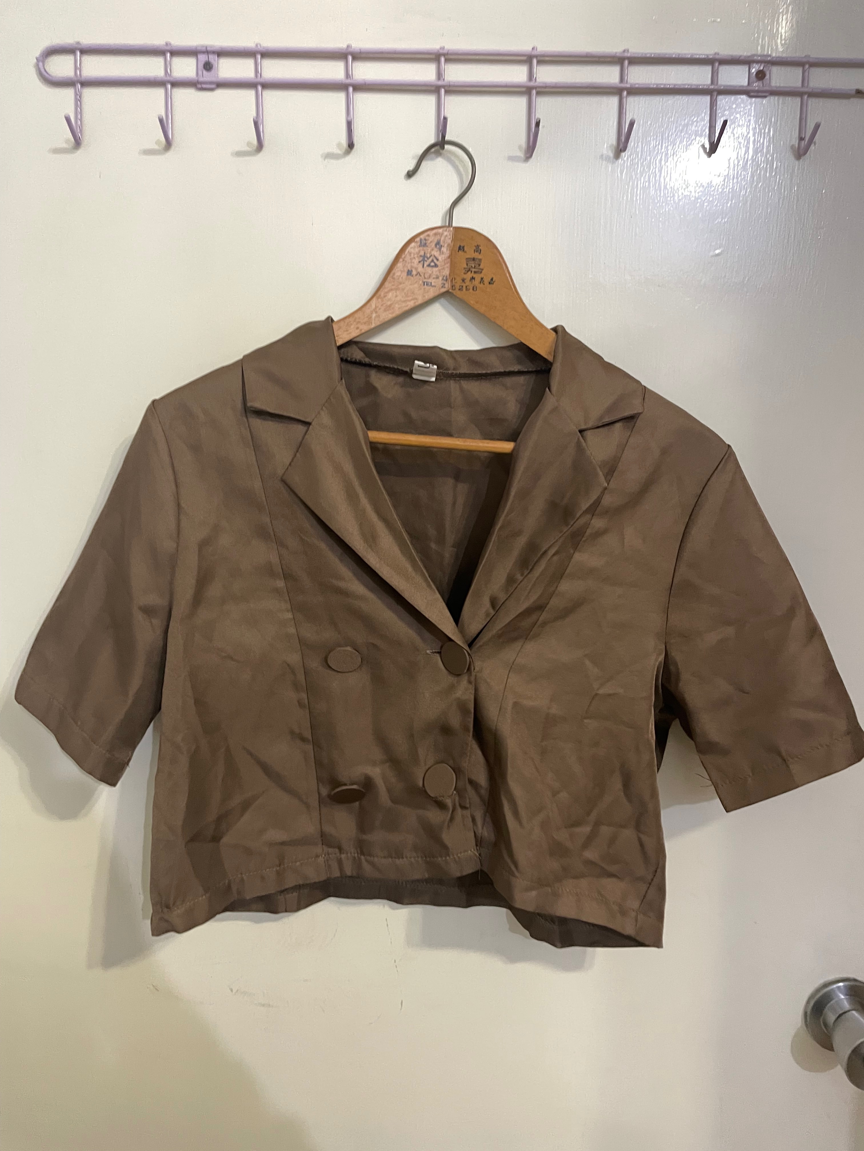 深咖啡色短線襯衫外套