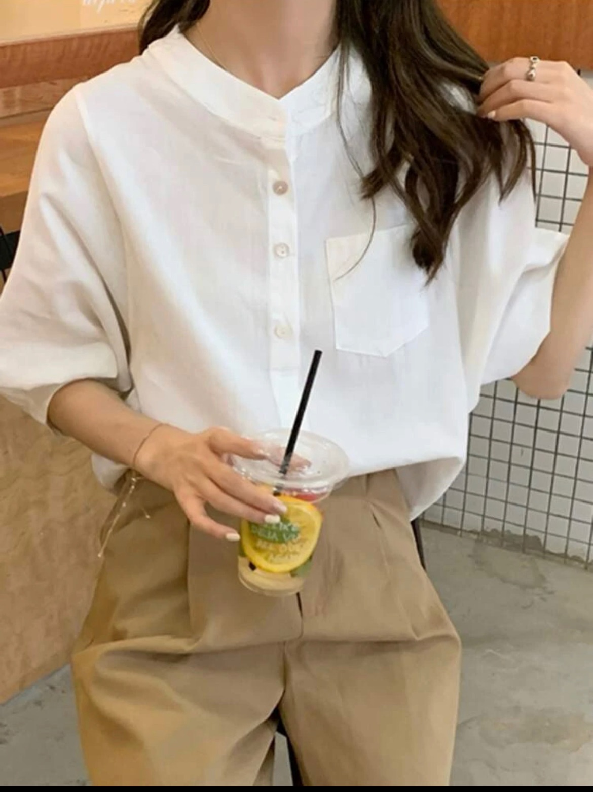 杏色半排扣口袋貼布襯衫