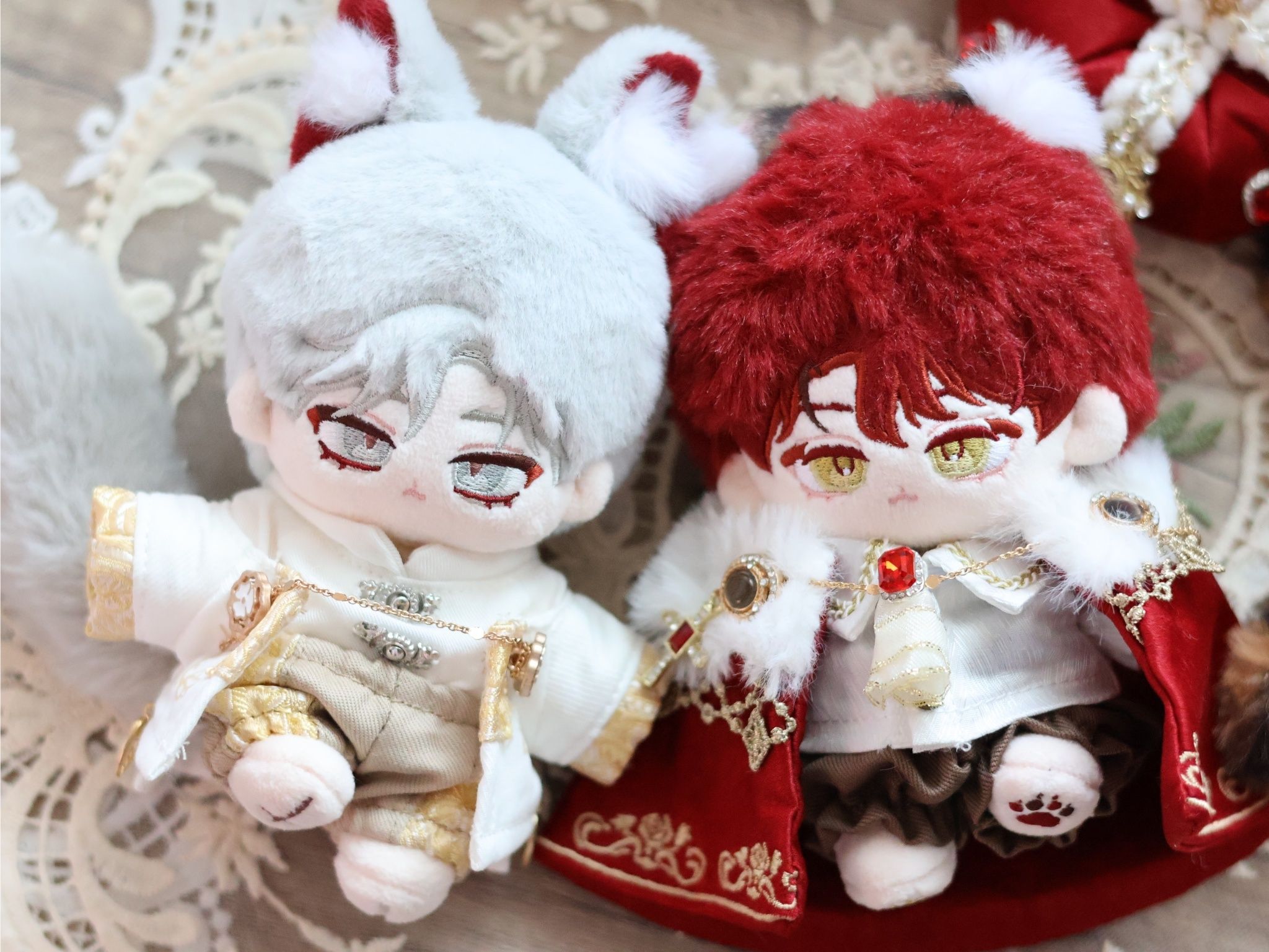 10cm:伊古爾＆恩格爾（伊為尖耳版）