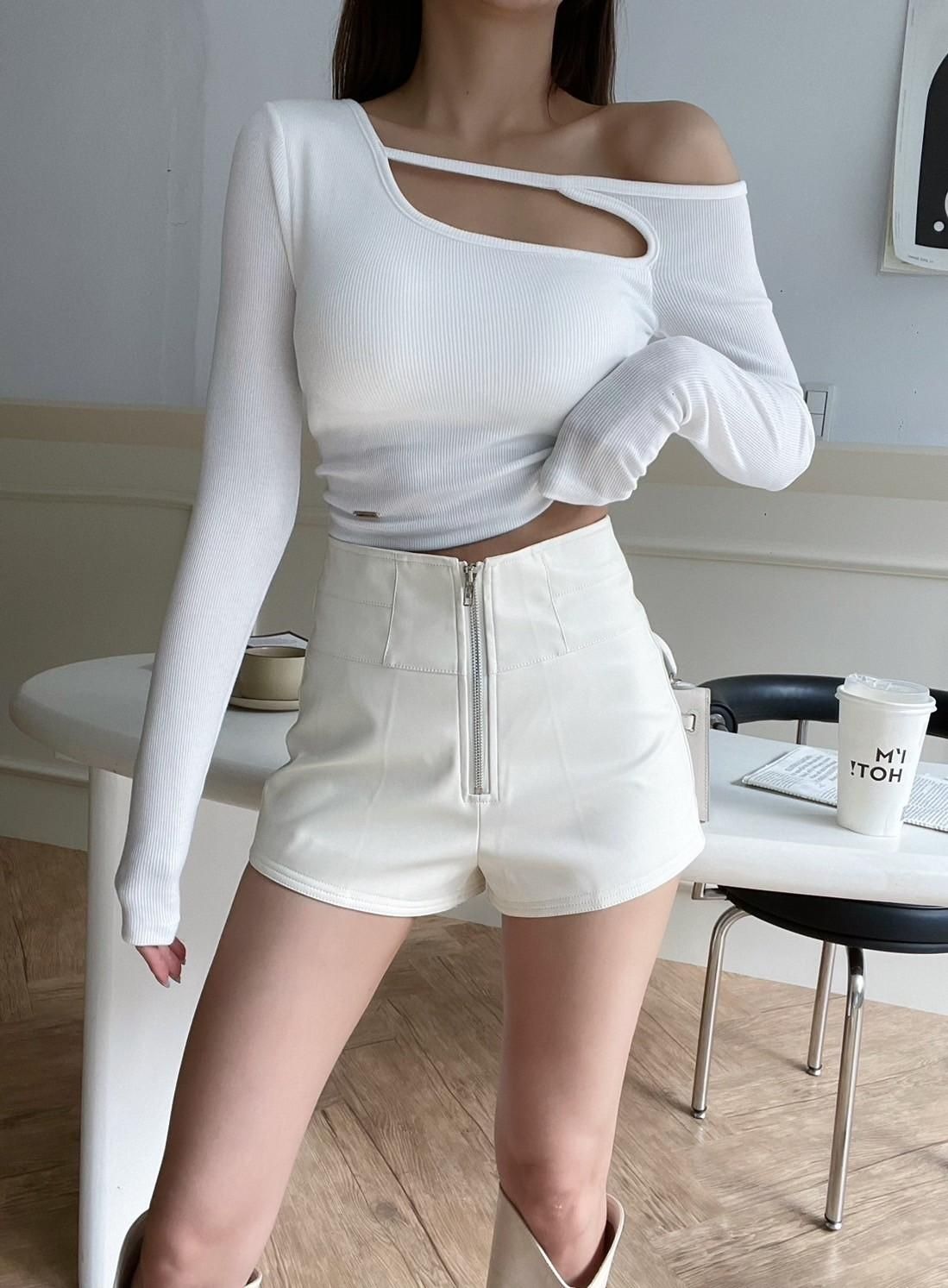 8358（黑M）拉鍊設計高腰皮短褲