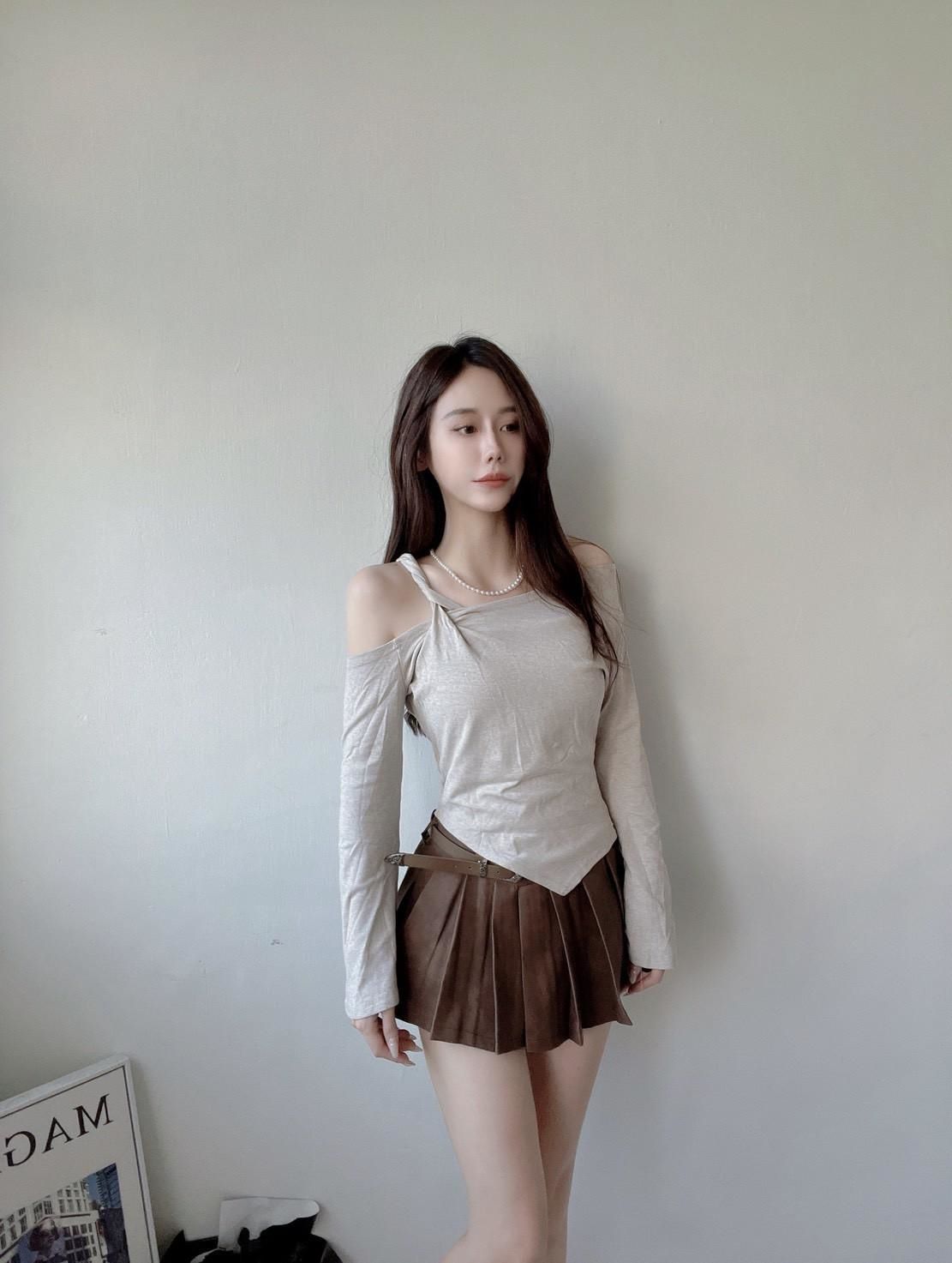 1815（咖S）高級時髦皮裙套裝✨ （上衣＋皮裙附皮帶）