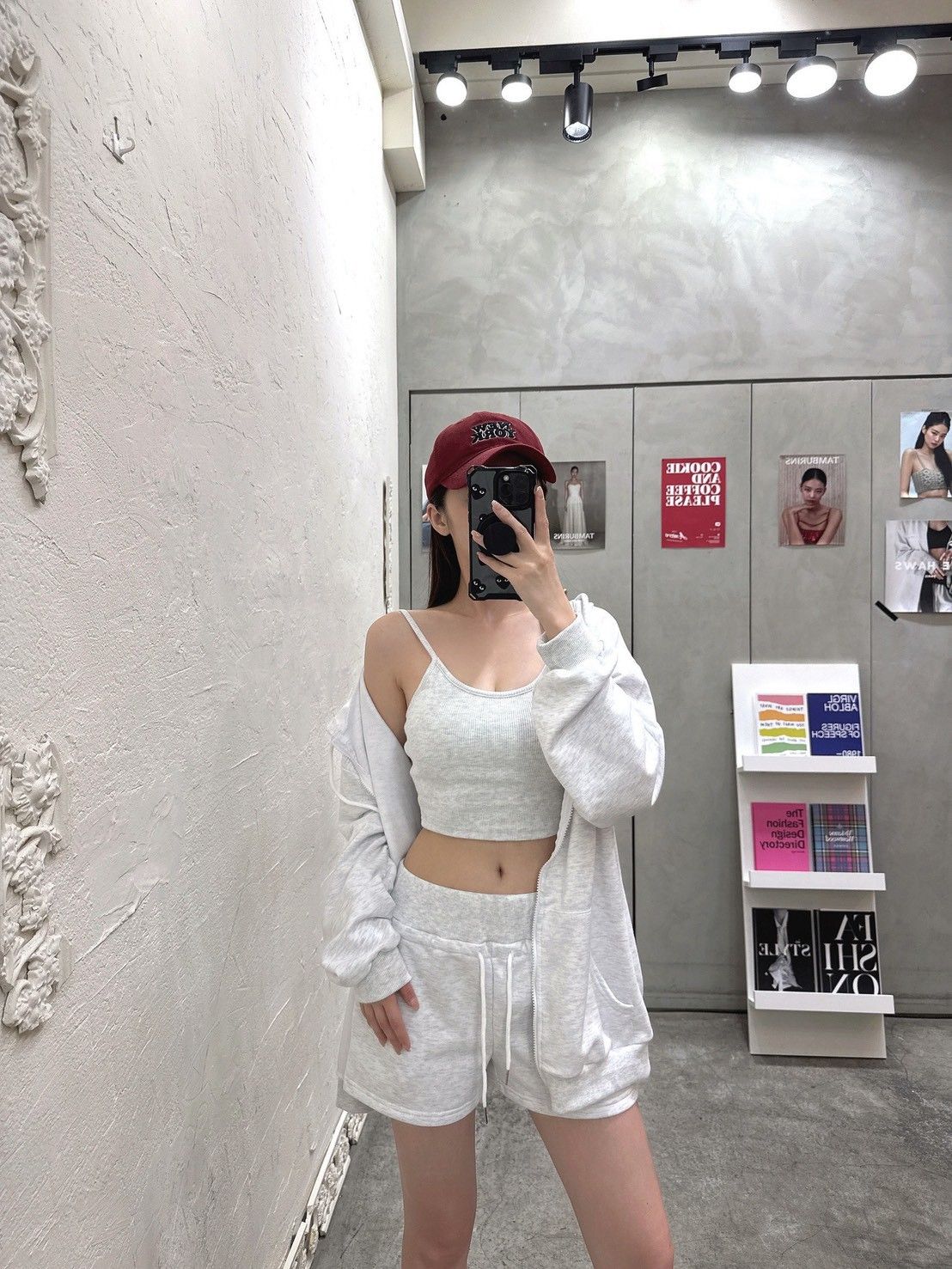 3670（麻白）寬鬆連帽外+背+抽繩短褲（三件套）