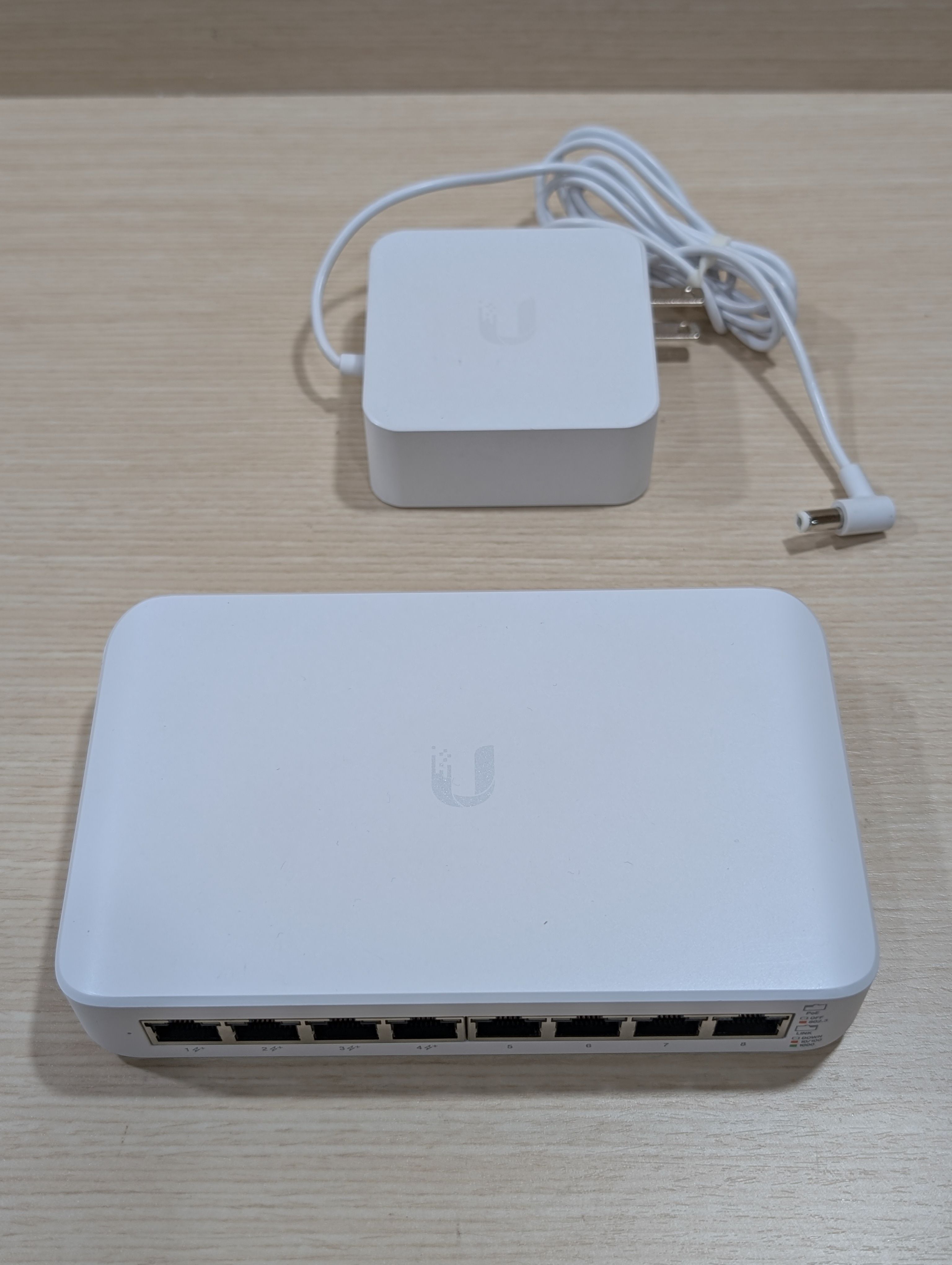 USW-Lite-8-PoE