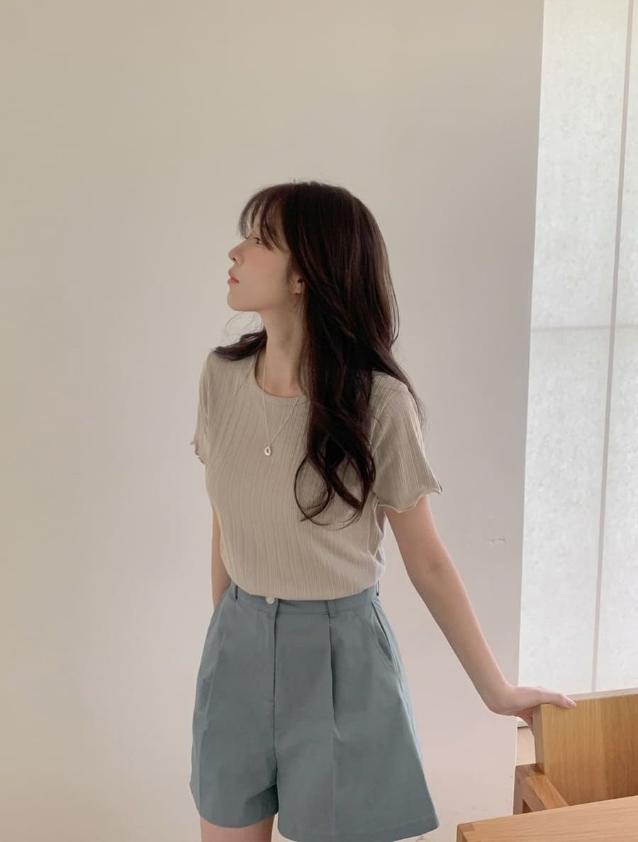 正韓製褶皺短袖上衣 tee 2色 圓領 荷葉邊 坑紋 羅紋 T恤