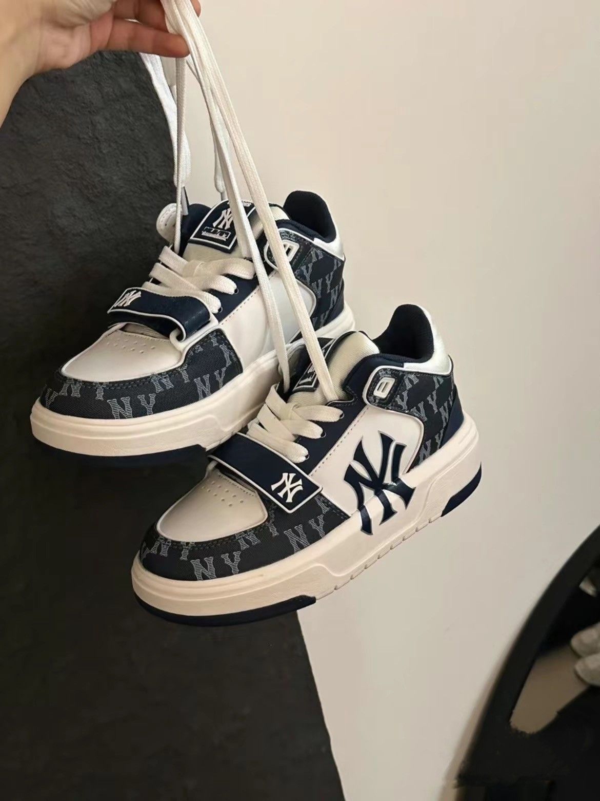 ＜預購＞MLB Chunky Liner系列 紐約洋基隊 反光 海軍藍（圖二有尺寸表）