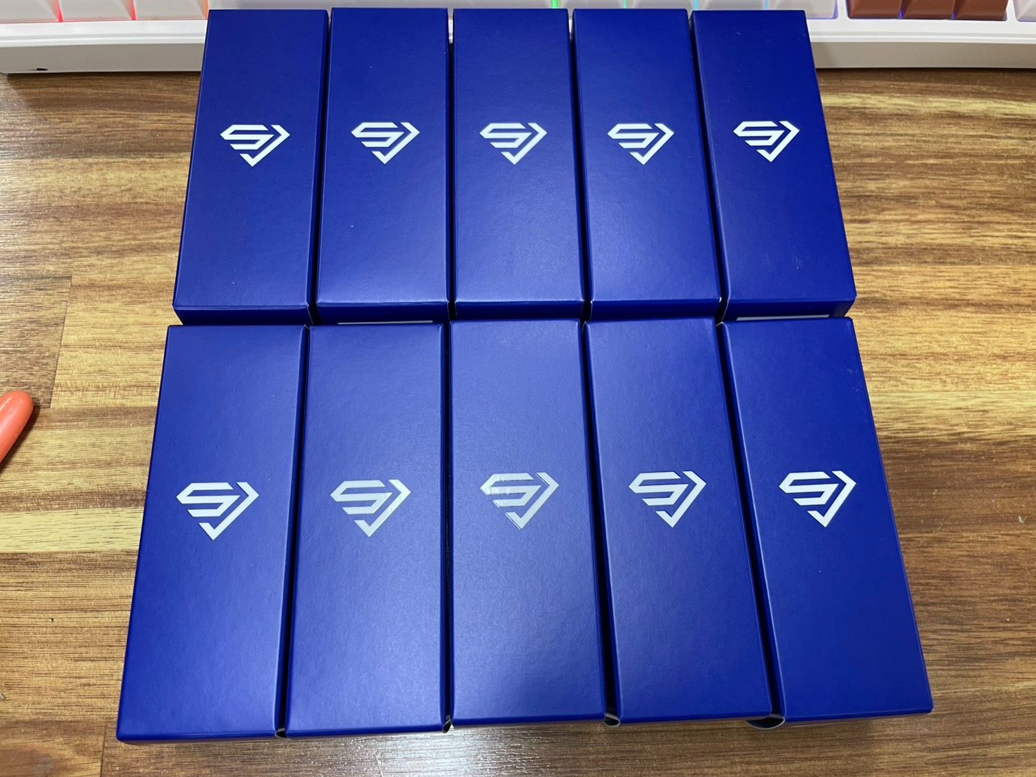 SJ手燈造型護唇膏2.7g