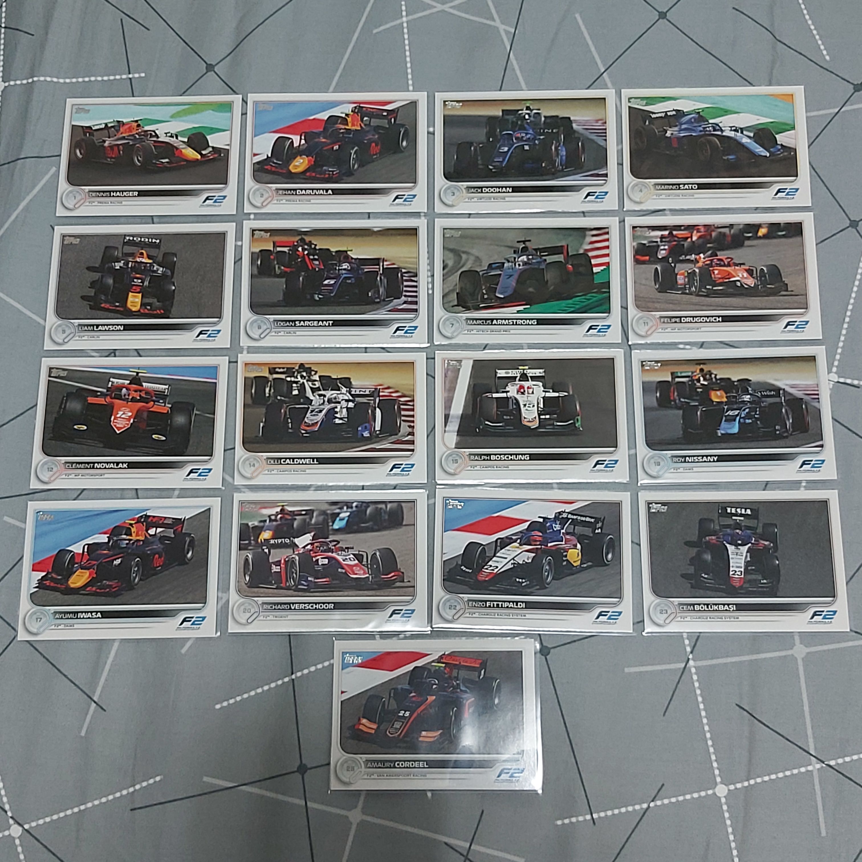 2022 topps F1 F2 賽車卡 車手卡 普卡 賽車部分 （照片有兩張）