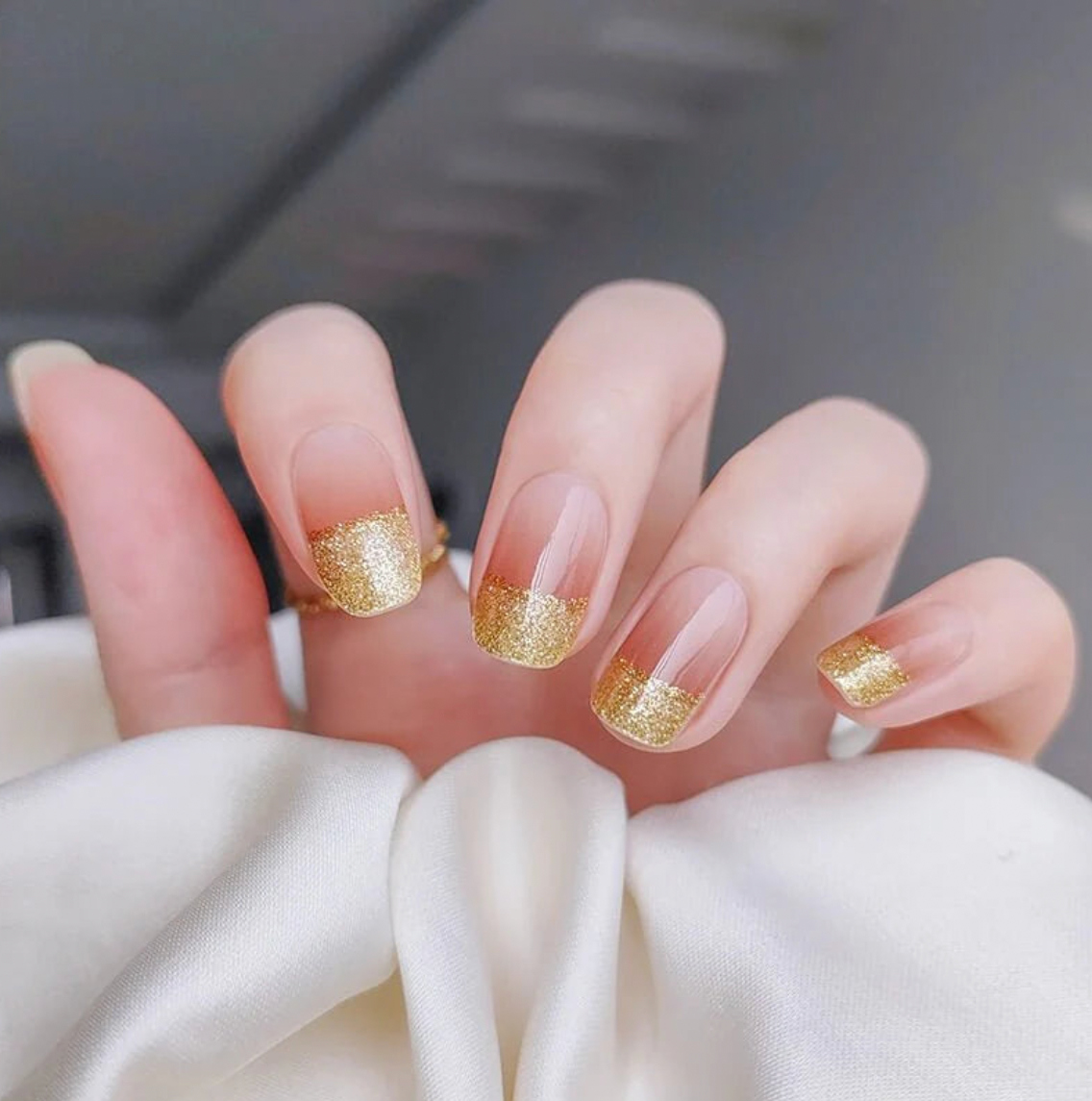 Gold Glitter French Nails N191