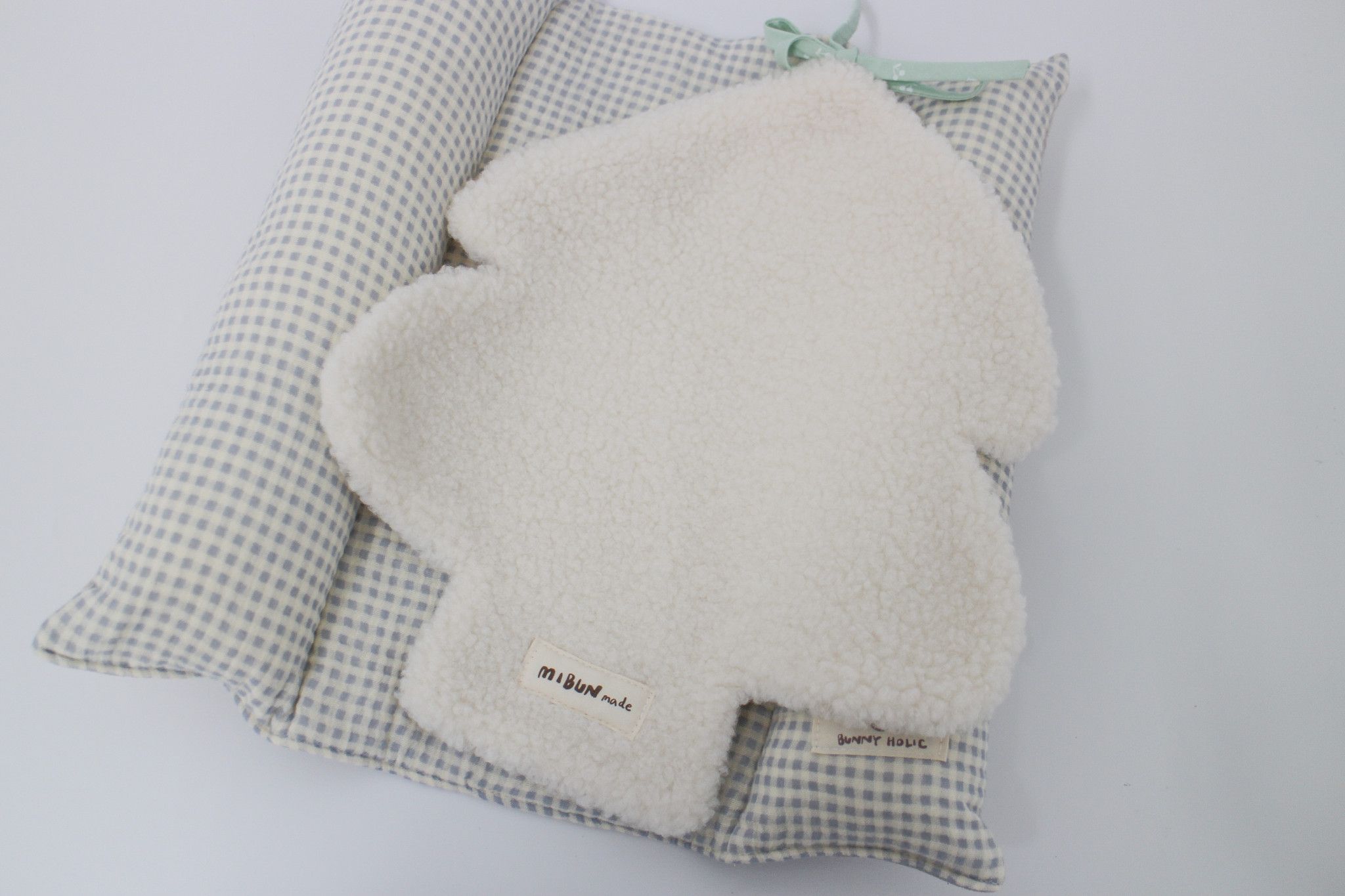 Mibun made-mini兔子樹小掛毯